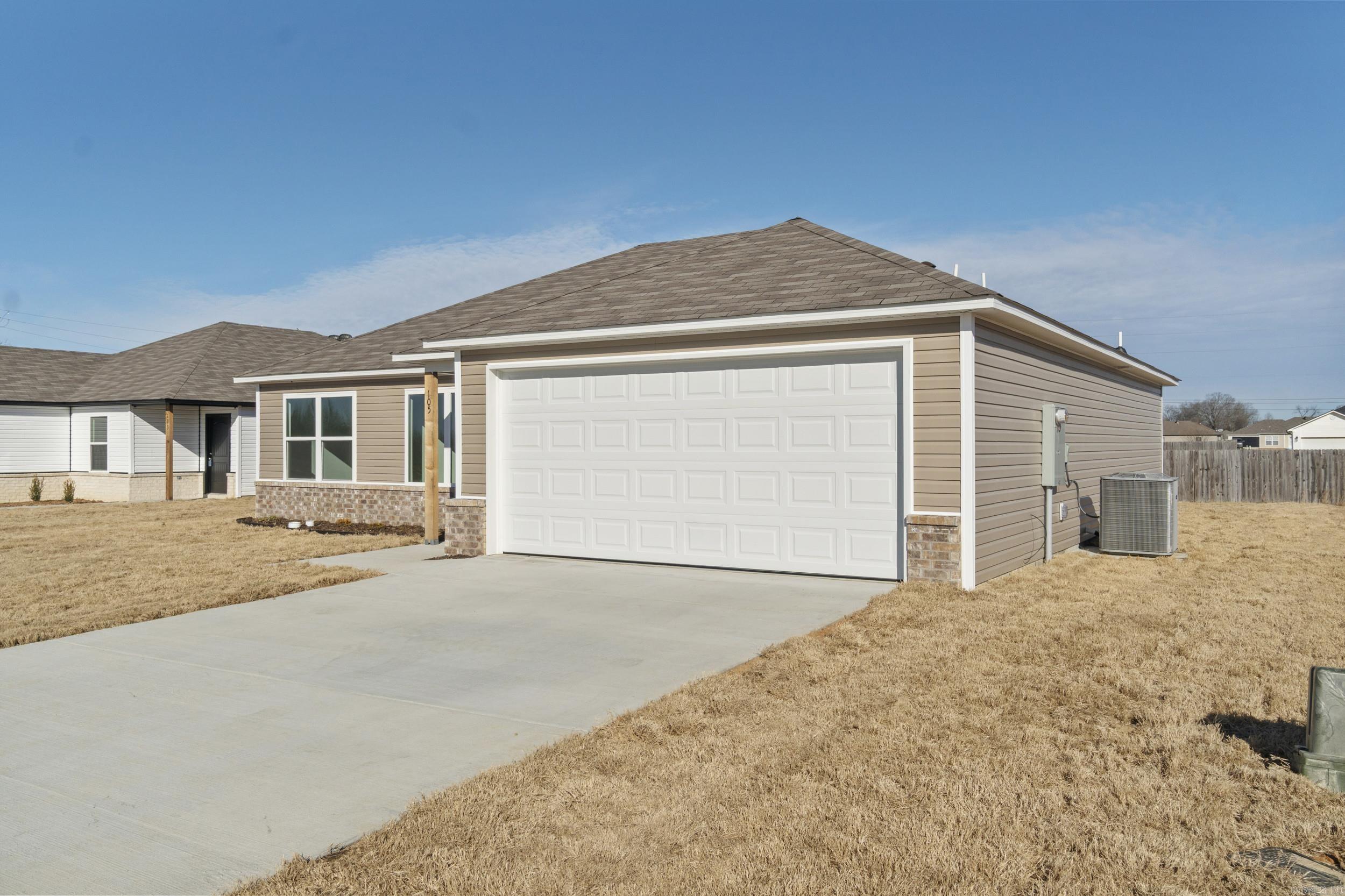 SOUTHFORK RANCH S/D PH I - Residential