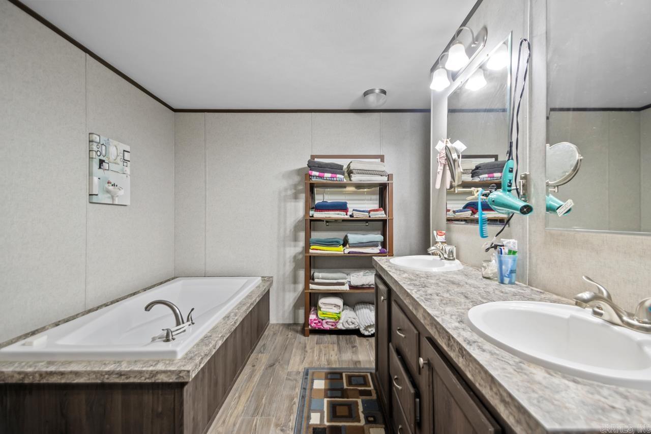 CLIFTON SUBDIVISION - Residential