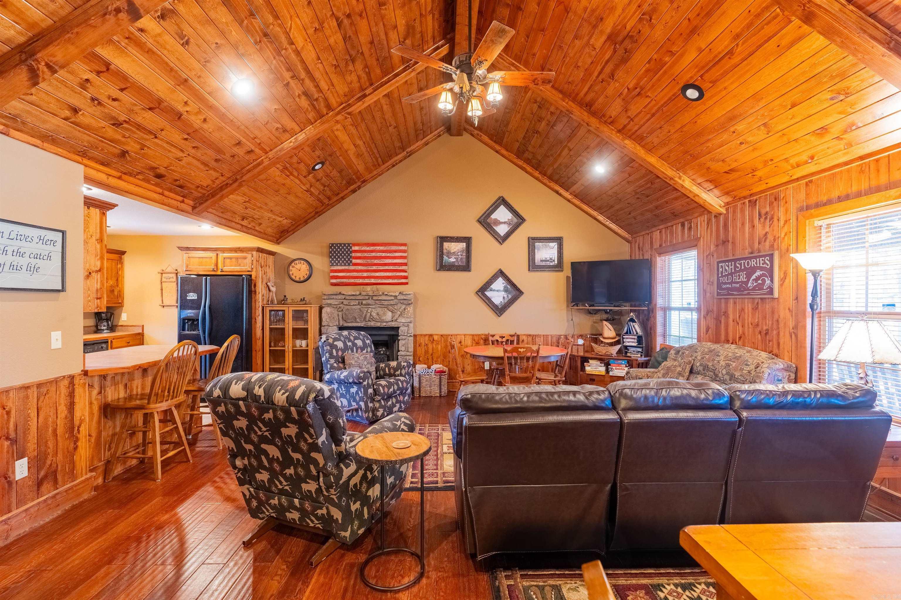 LOBO LANDING RESORT - Residential