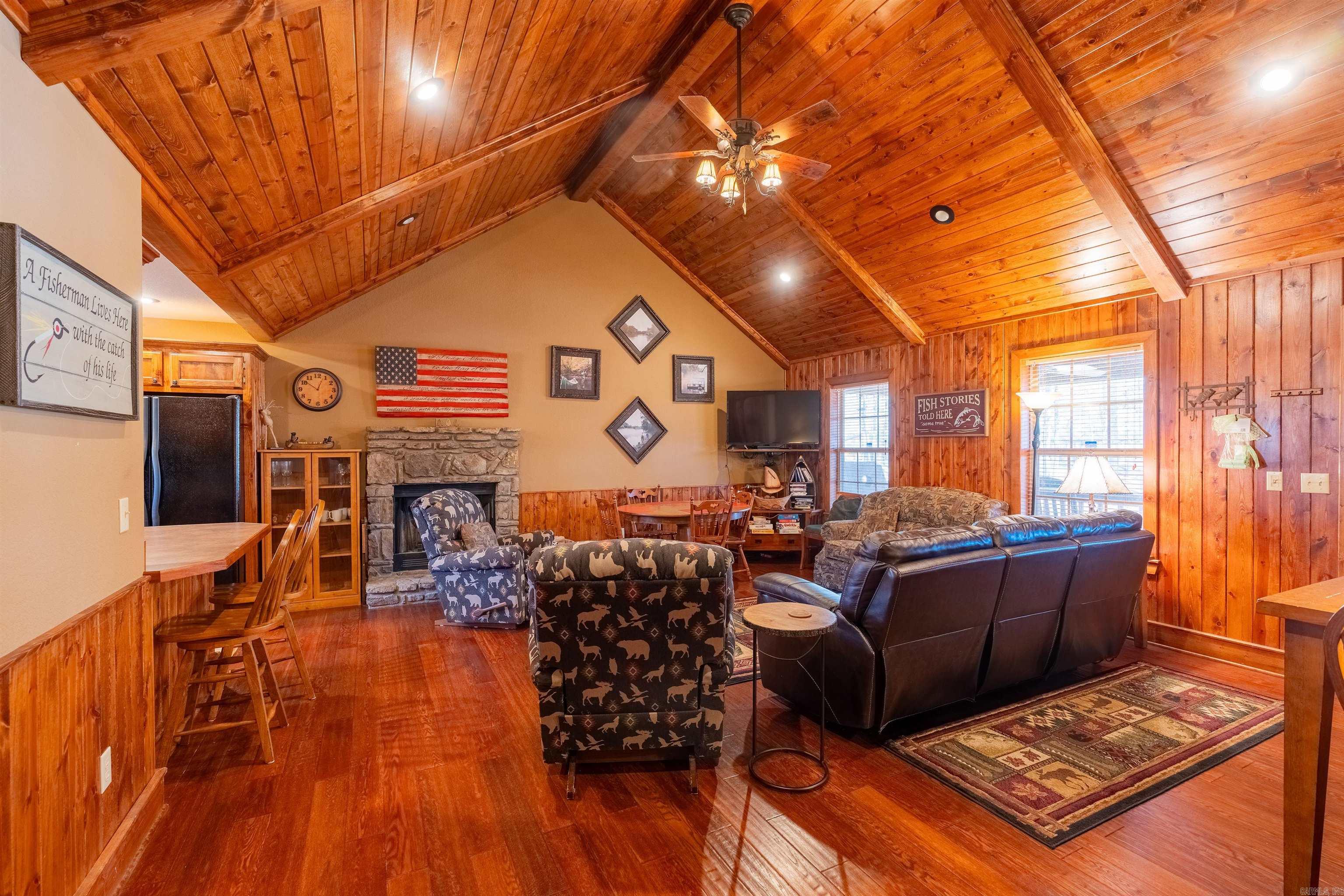 LOBO LANDING RESORT - Residential