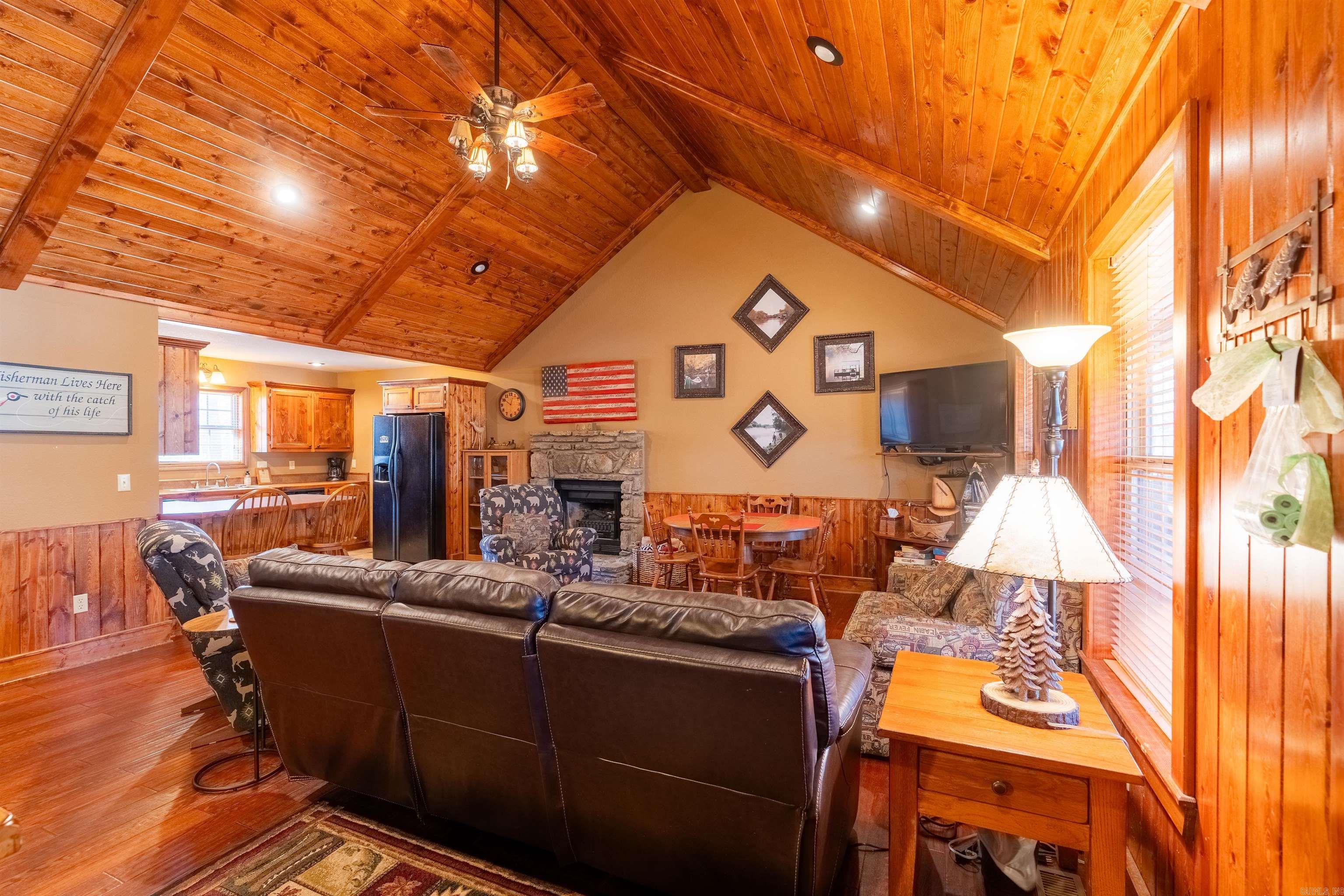 LOBO LANDING RESORT - Residential