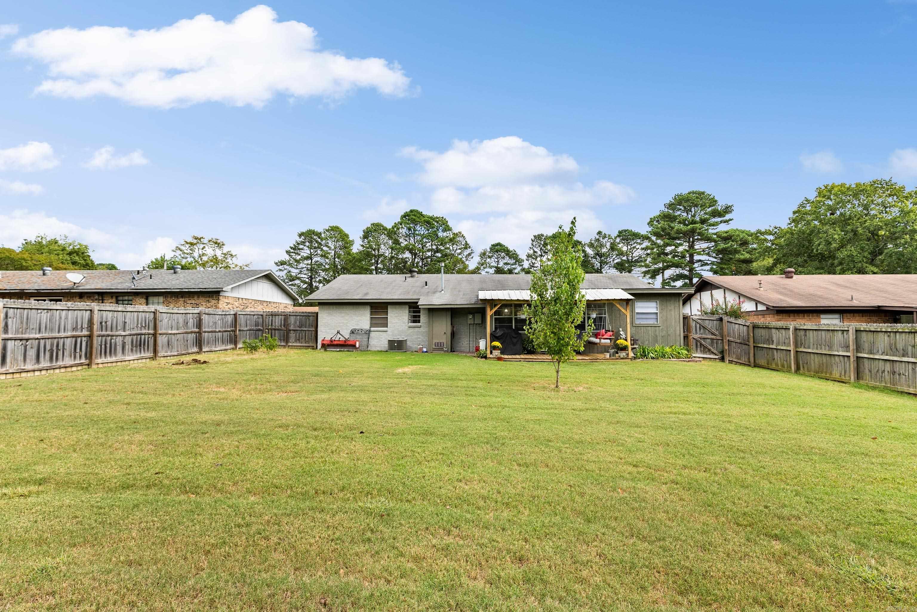 SPRINGHILL MANOR - Residential