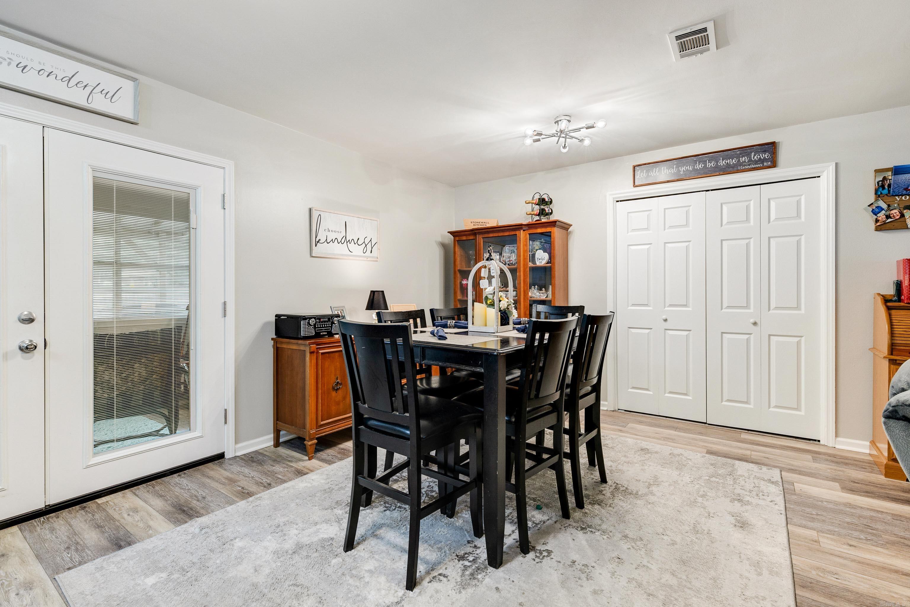 SPRINGHILL MANOR - Residential