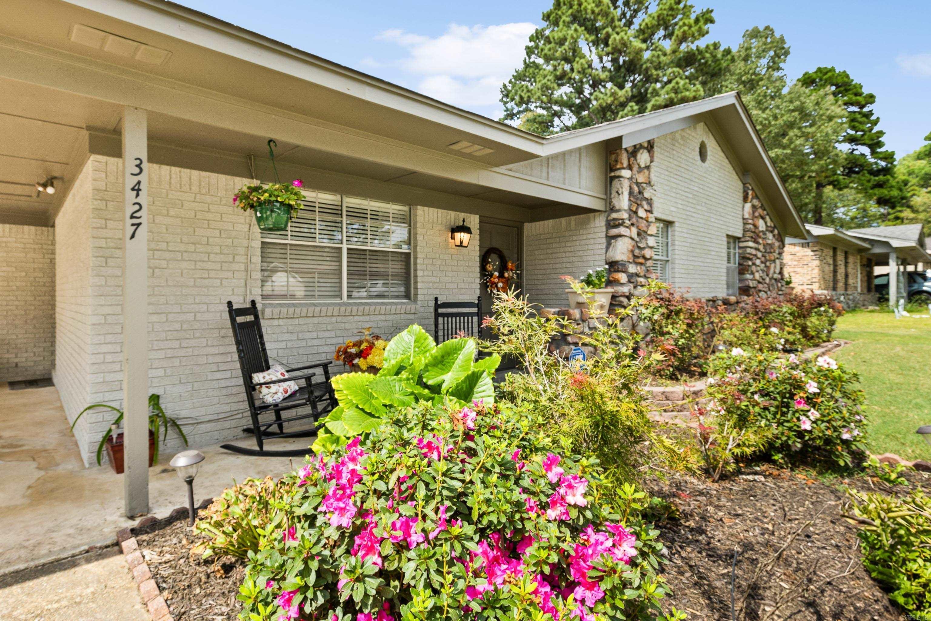 SPRINGHILL MANOR - Residential