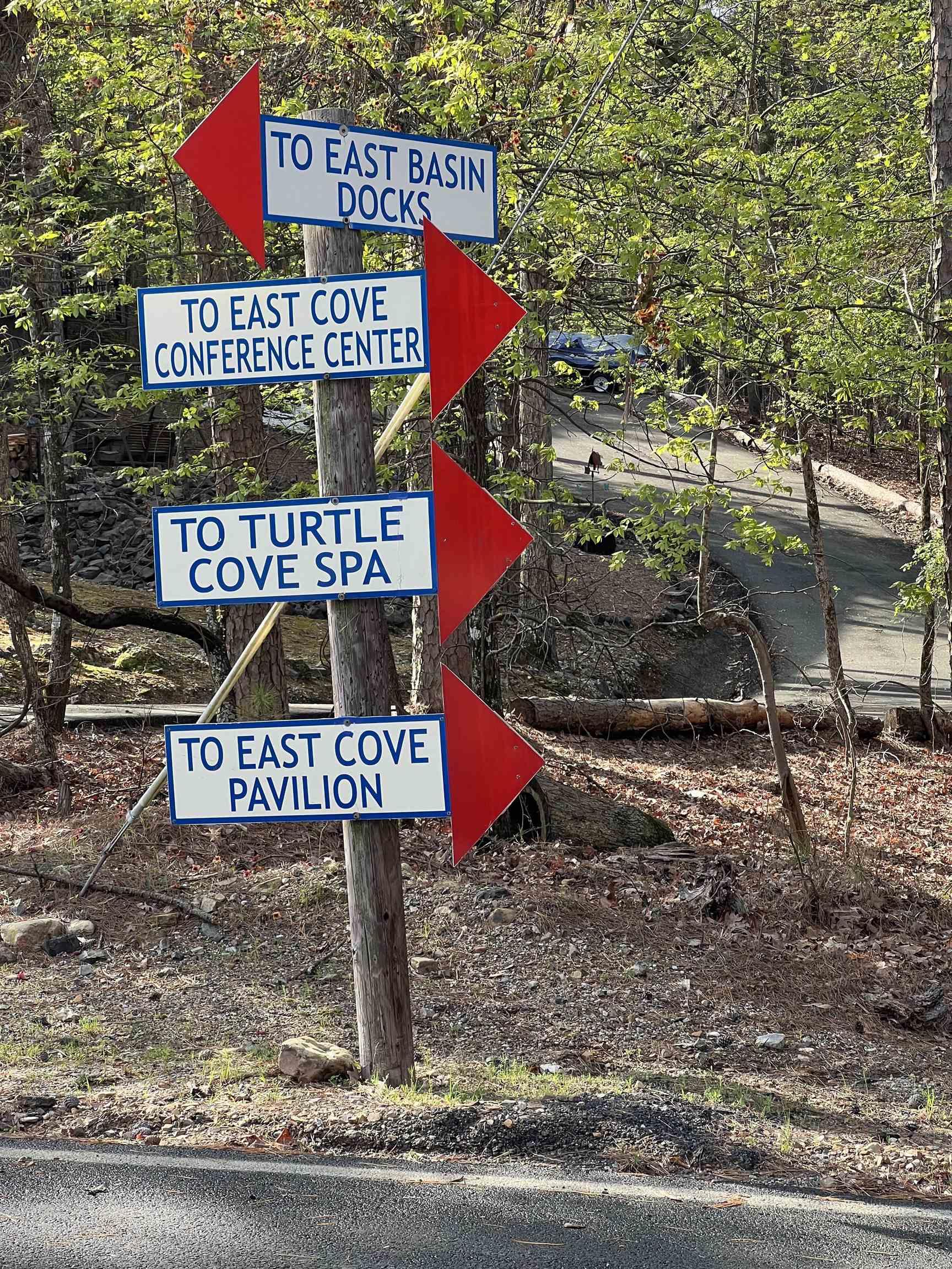 HICKORY RIDGE - Land