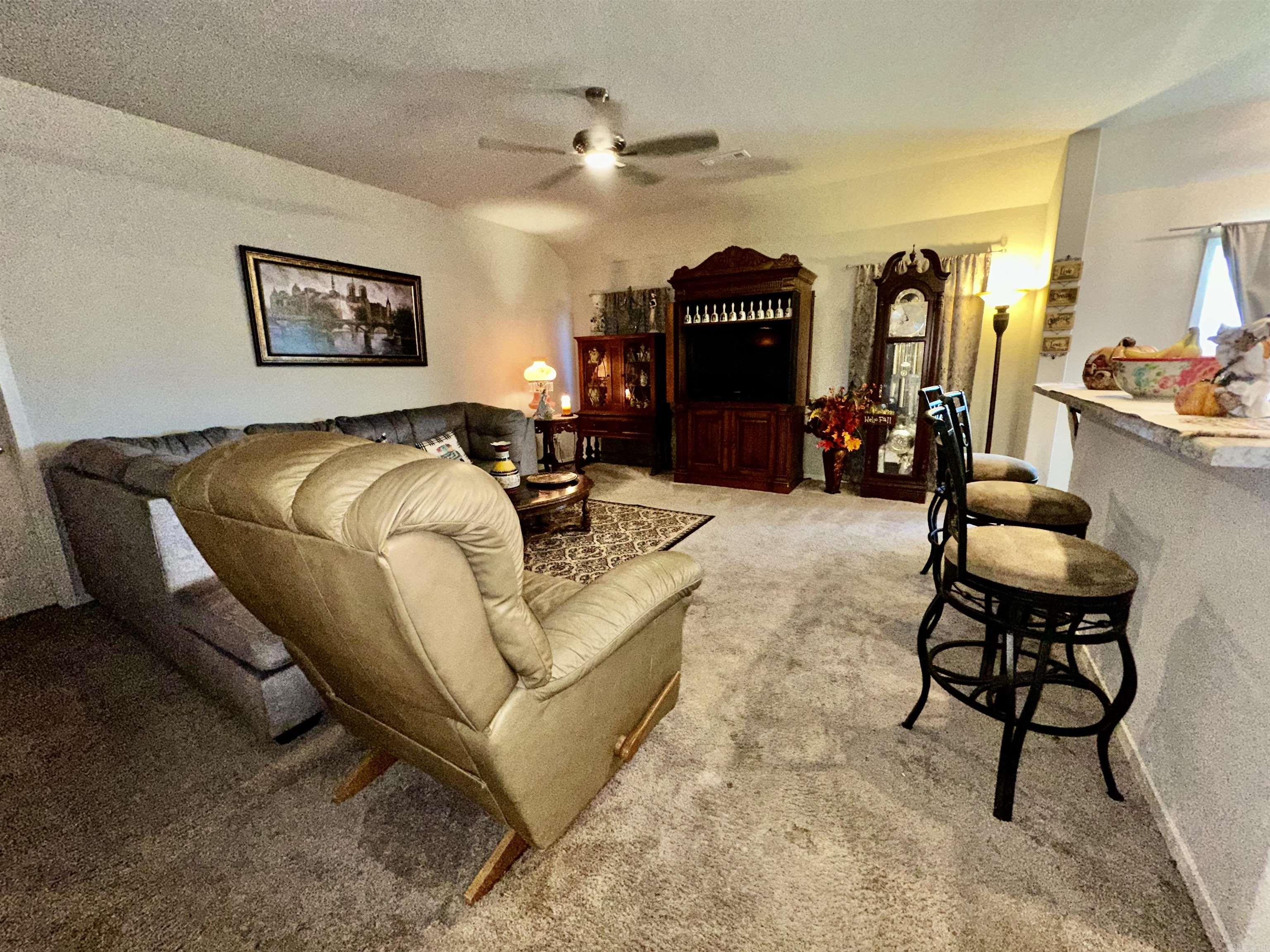 THE MEADOWS - Residential