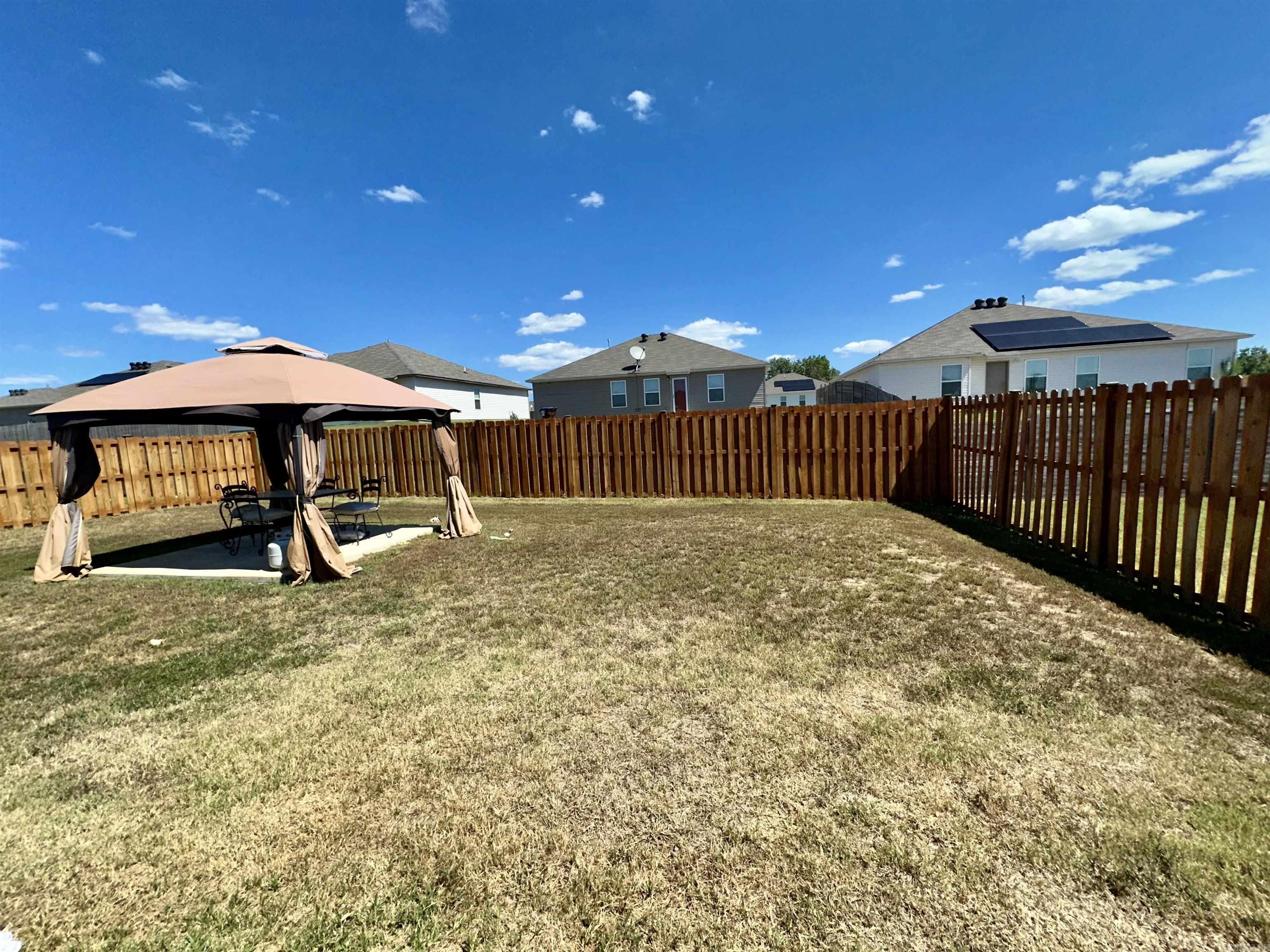 THE MEADOWS - Residential