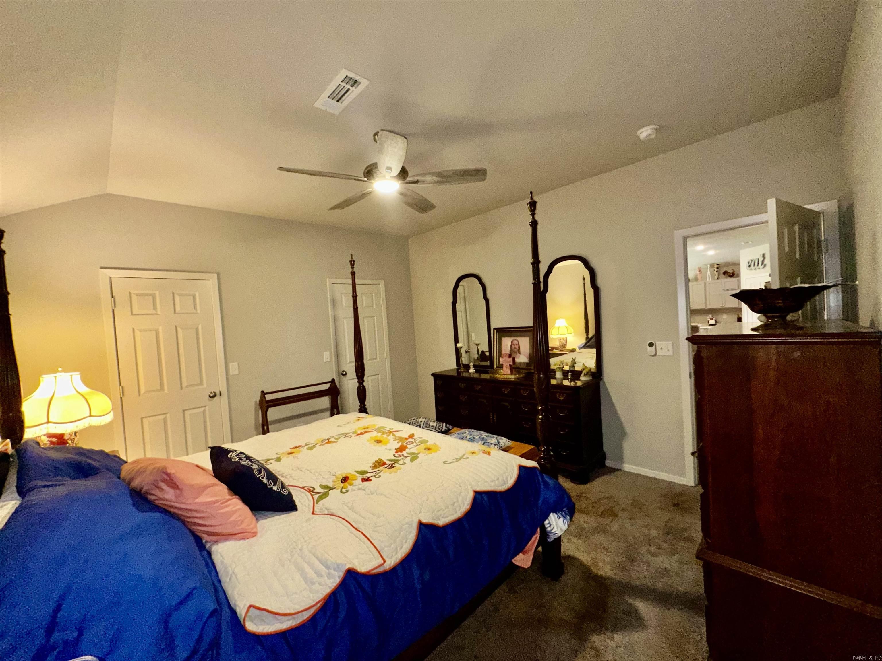 THE MEADOWS - Residential