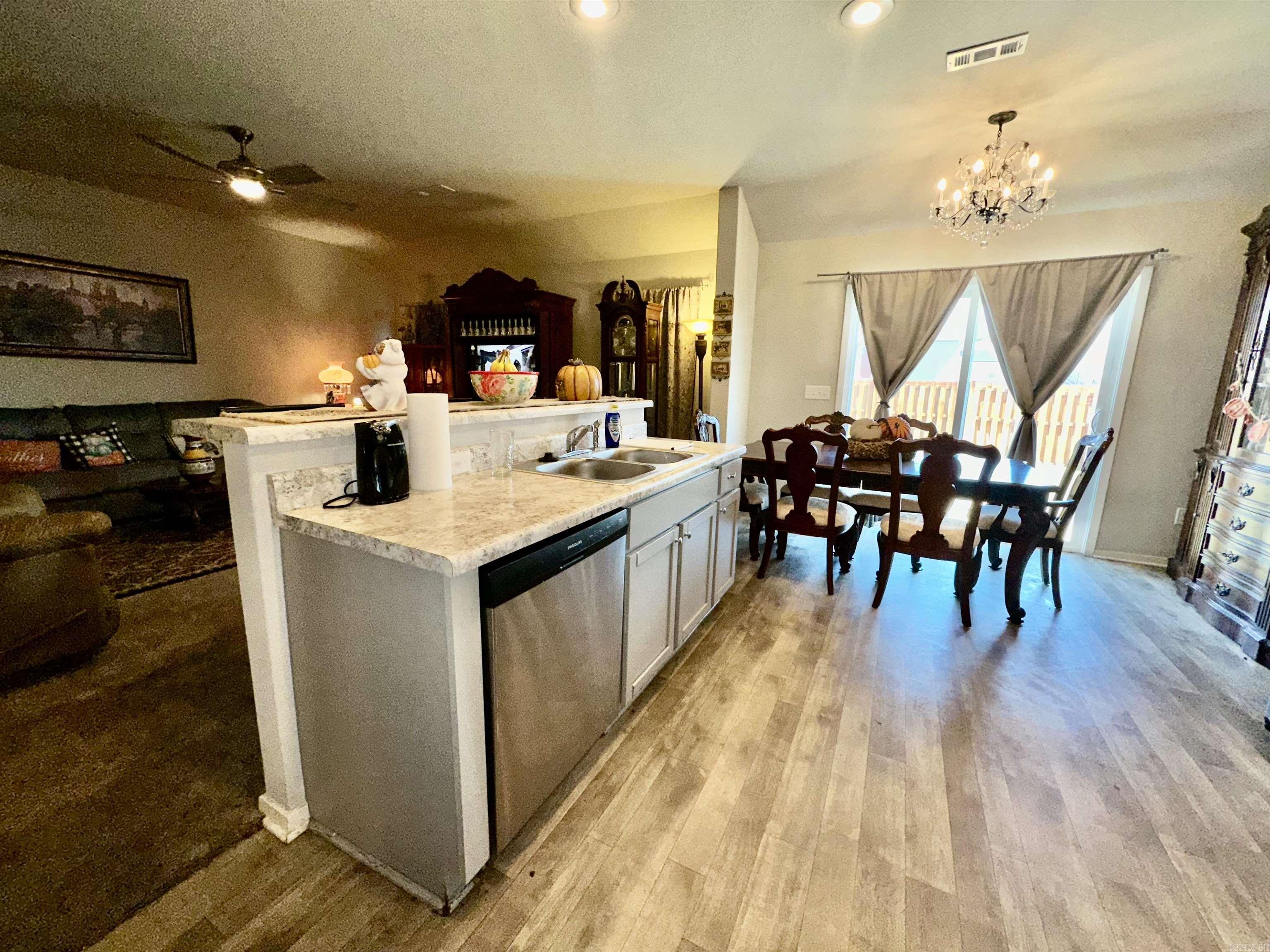 THE MEADOWS - Residential