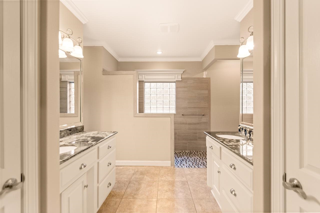 CANDLEWOOD - Residential