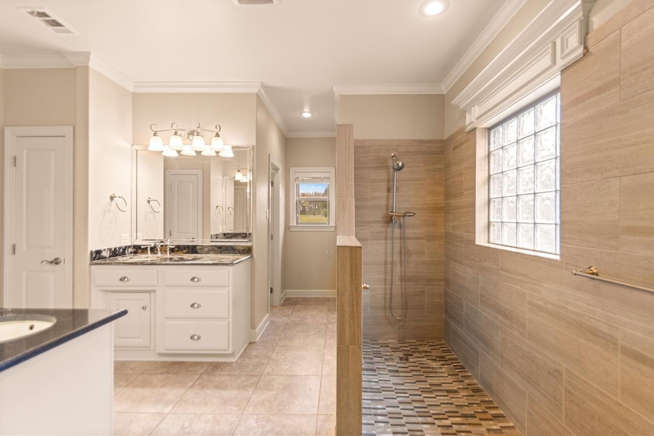 CANDLEWOOD - Residential