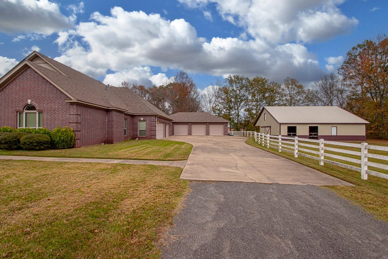 CANDLEWOOD - Residential