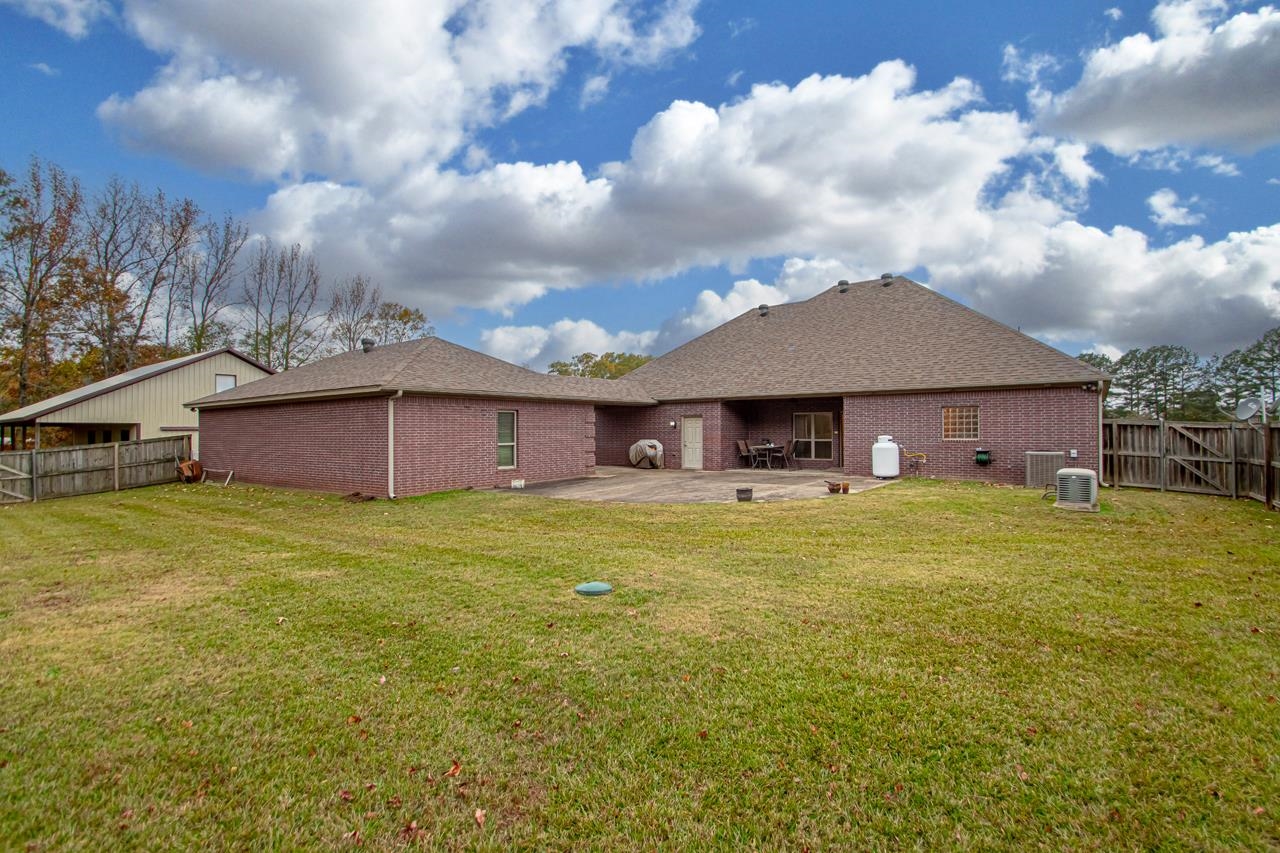 CANDLEWOOD - Residential