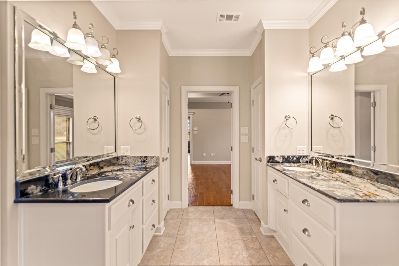 CANDLEWOOD - Residential