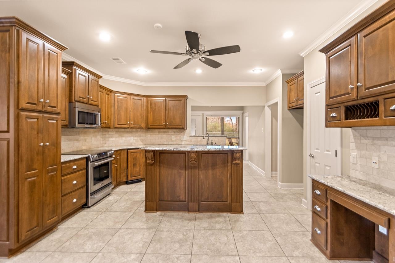 CANDLEWOOD - Residential