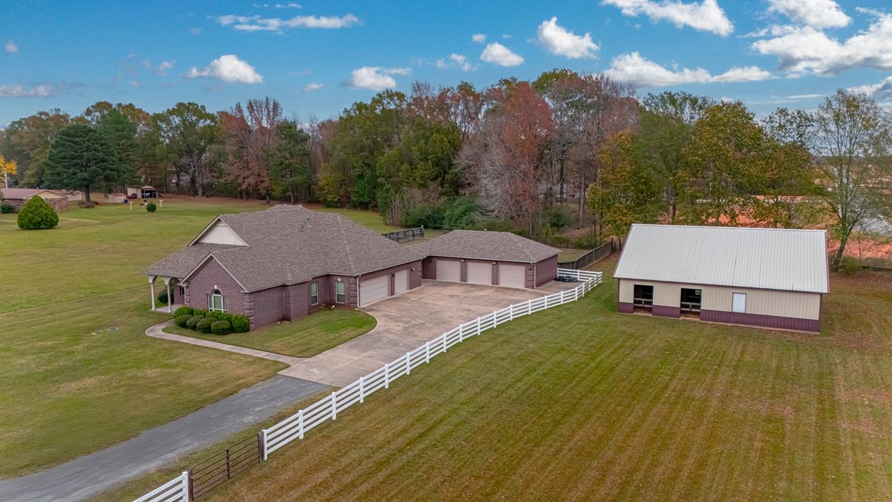 CANDLEWOOD - Residential