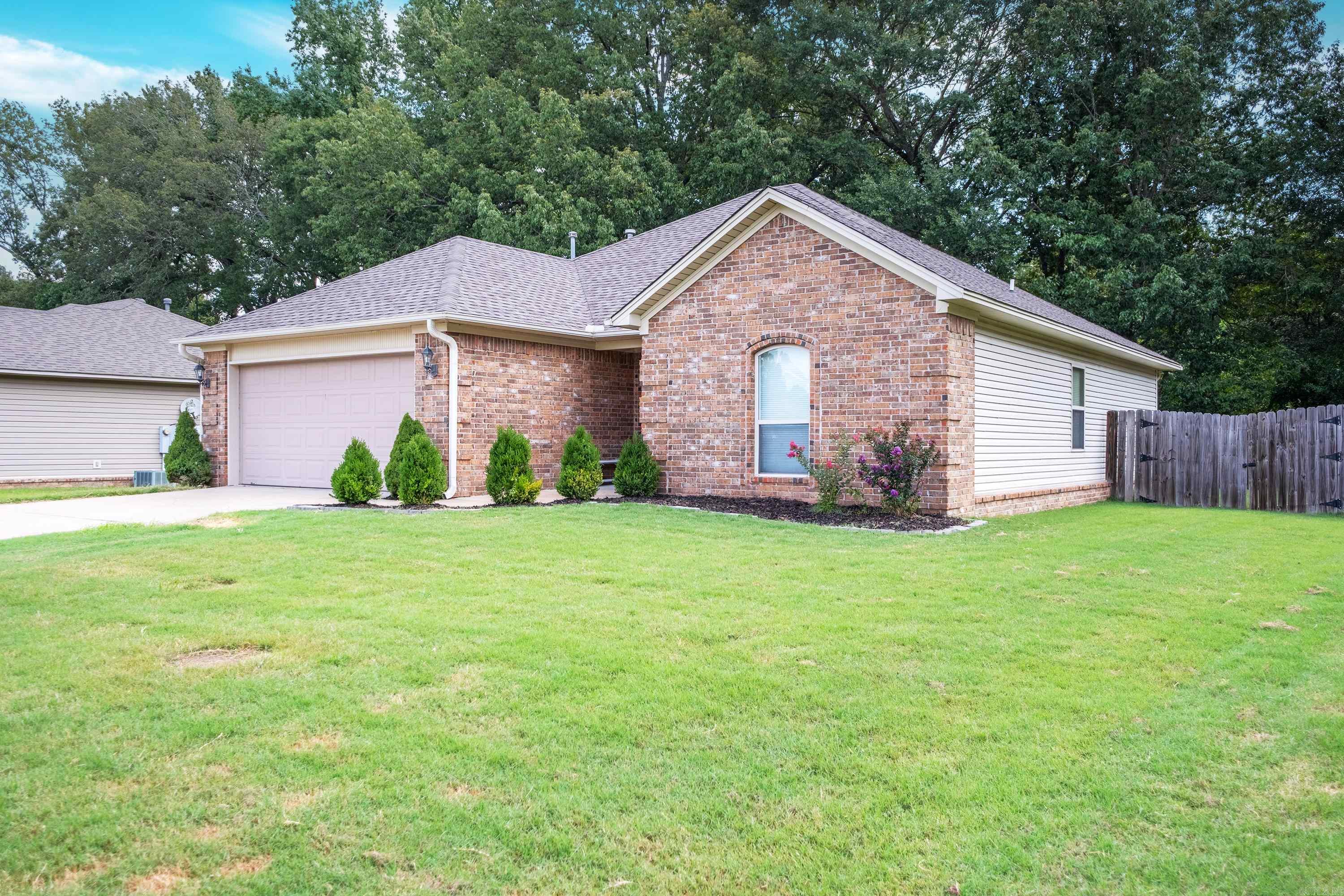 QUAPAW ESTATES - Residential