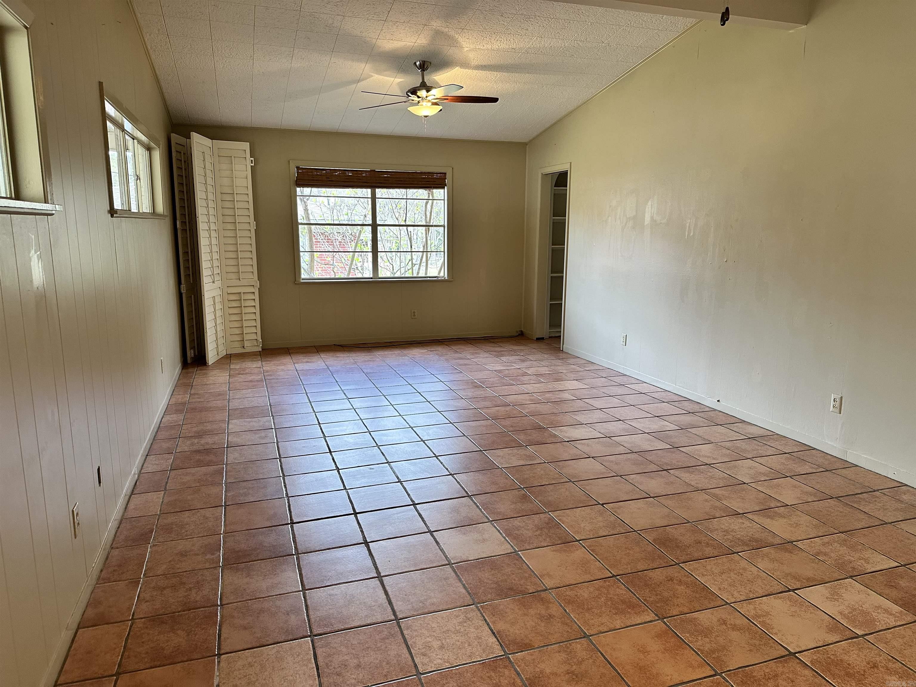 SOUTHERN STATE HEIGHTS - Residential