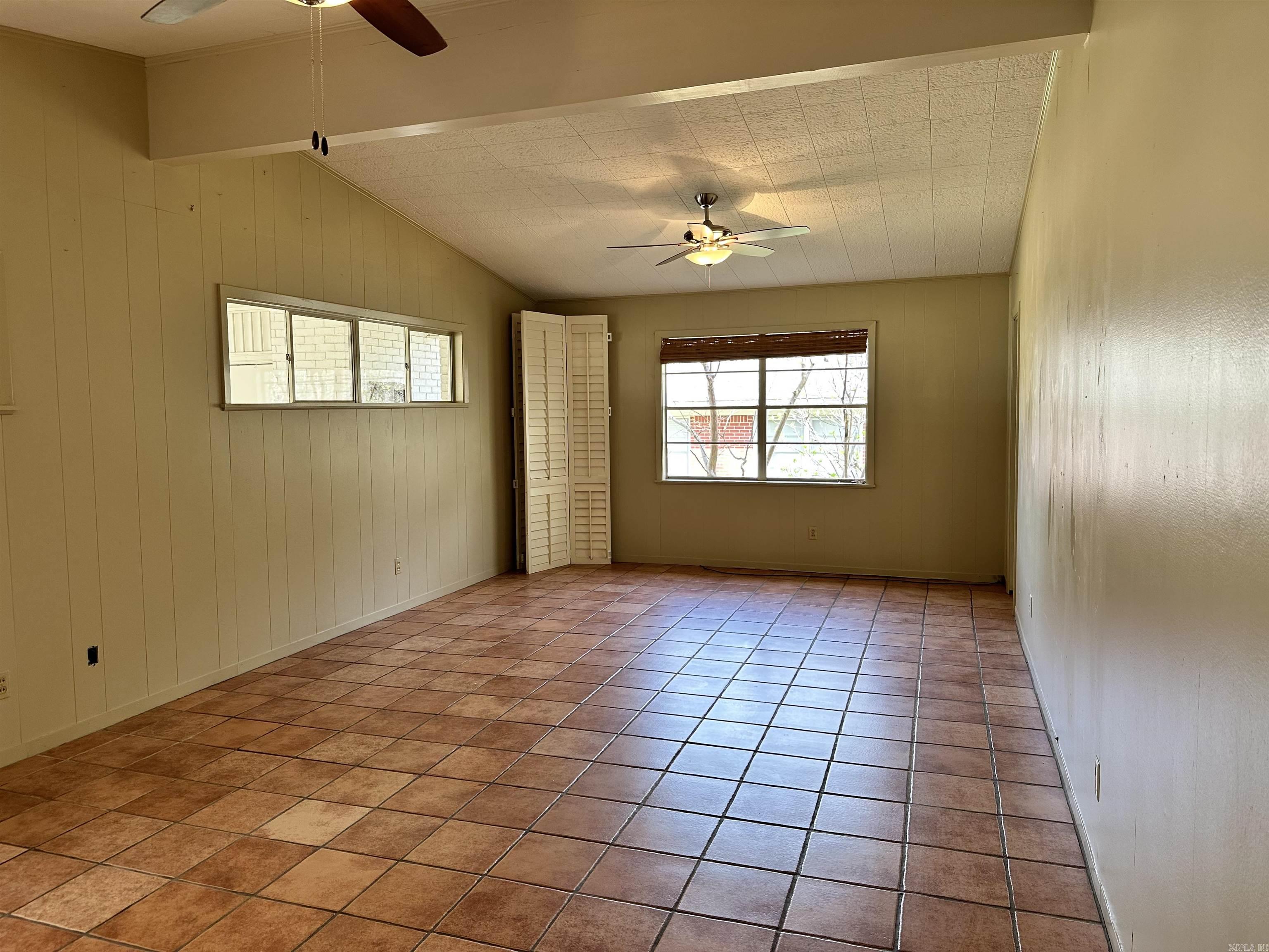 SOUTHERN STATE HEIGHTS - Residential