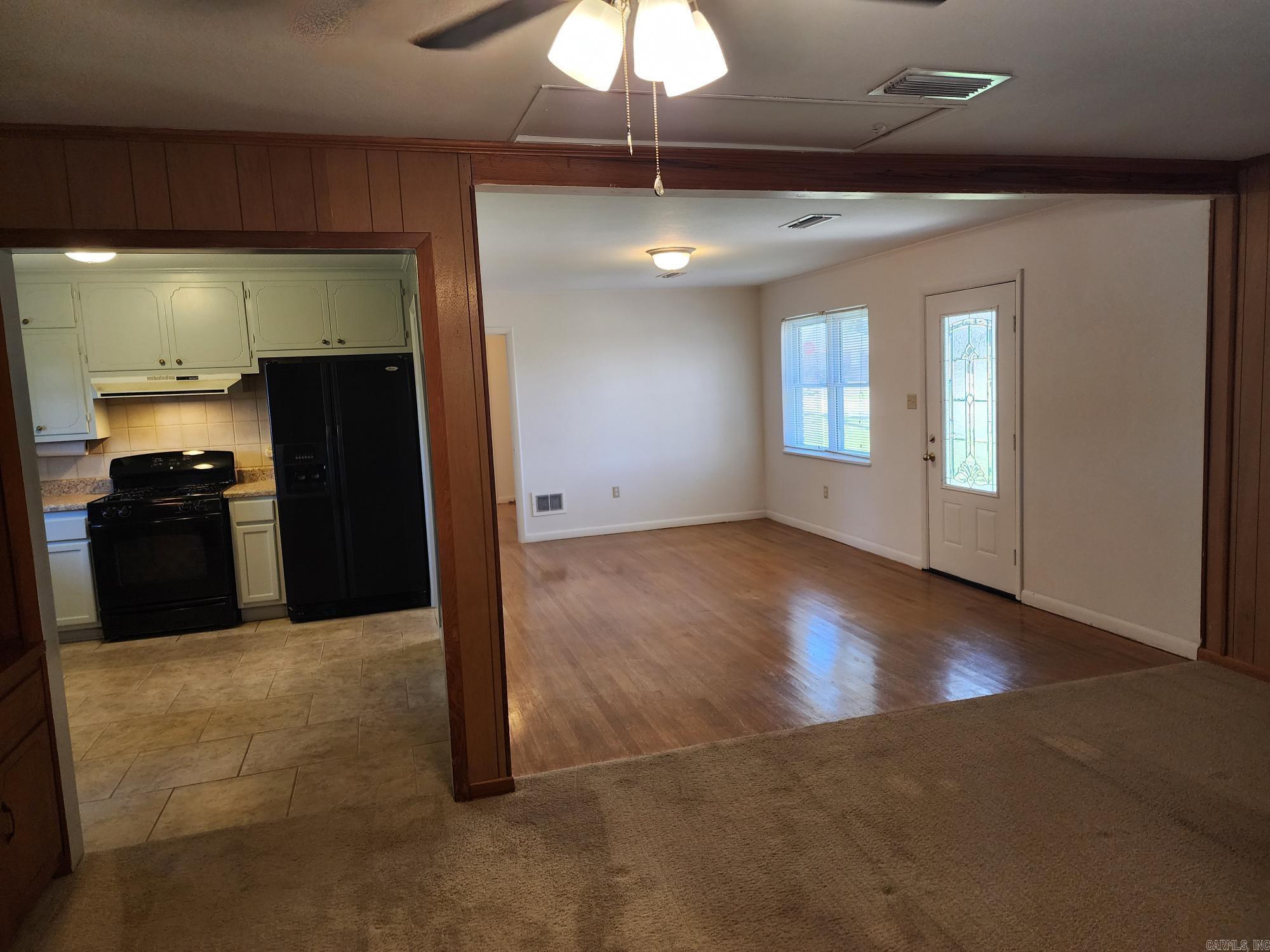 SANDERS S/D JONES ADD - Residential