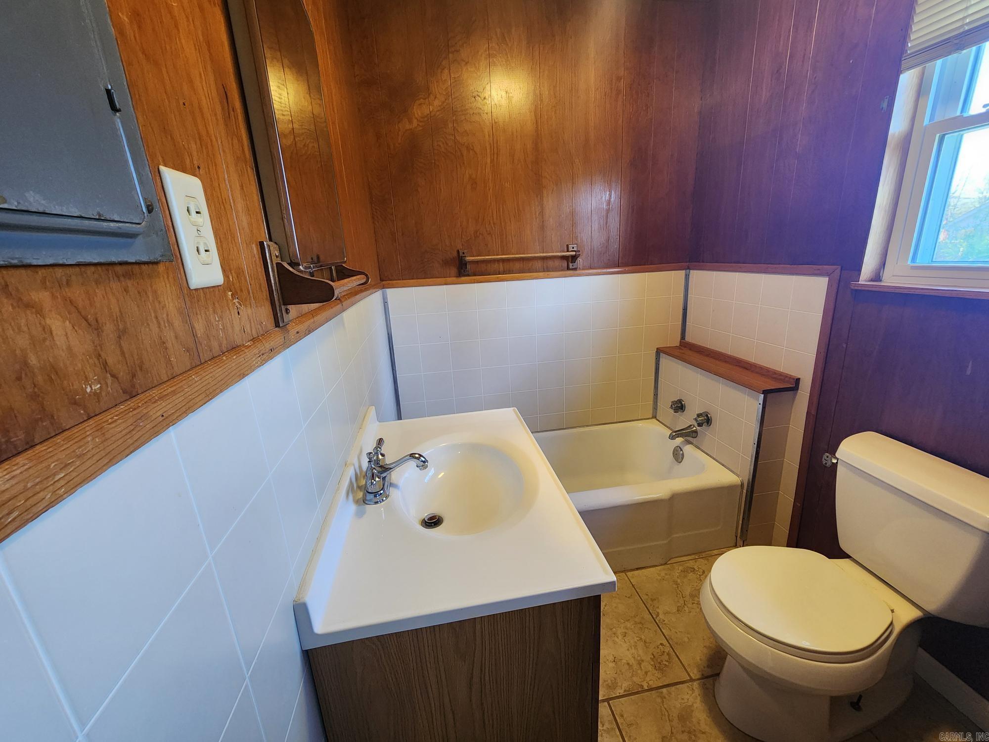 SANDERS S/D JONES ADD - Residential