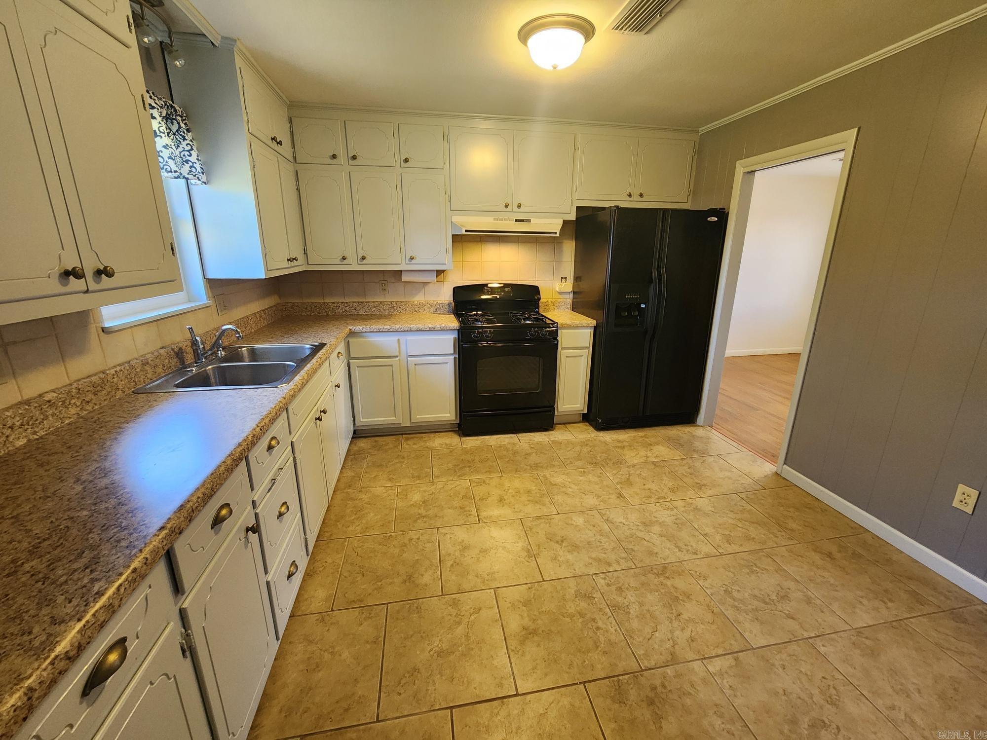 SANDERS S/D JONES ADD - Residential