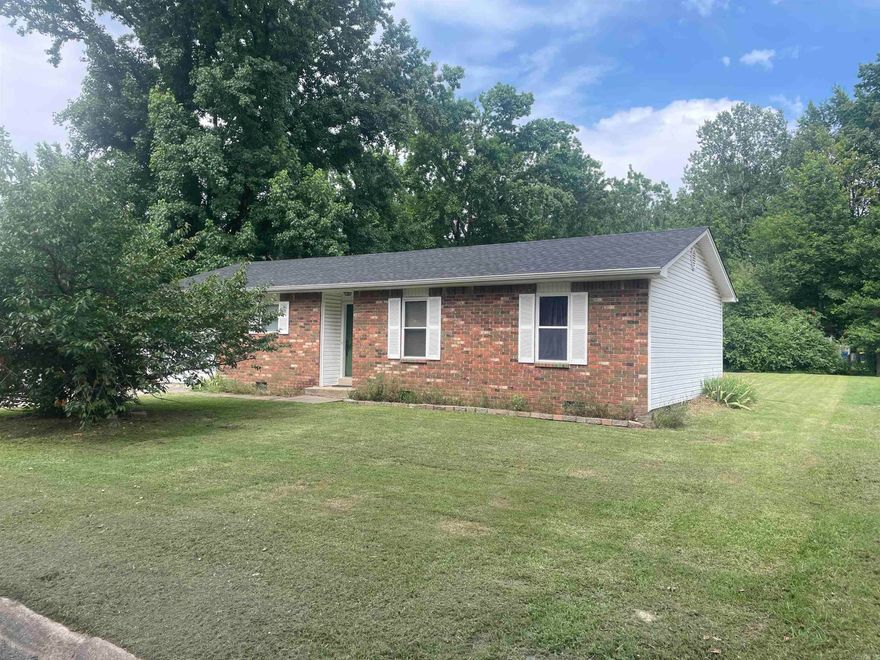 A little fresh paint inside and this will be a real cutie! Nice large lot, good condition, and priced to sell!