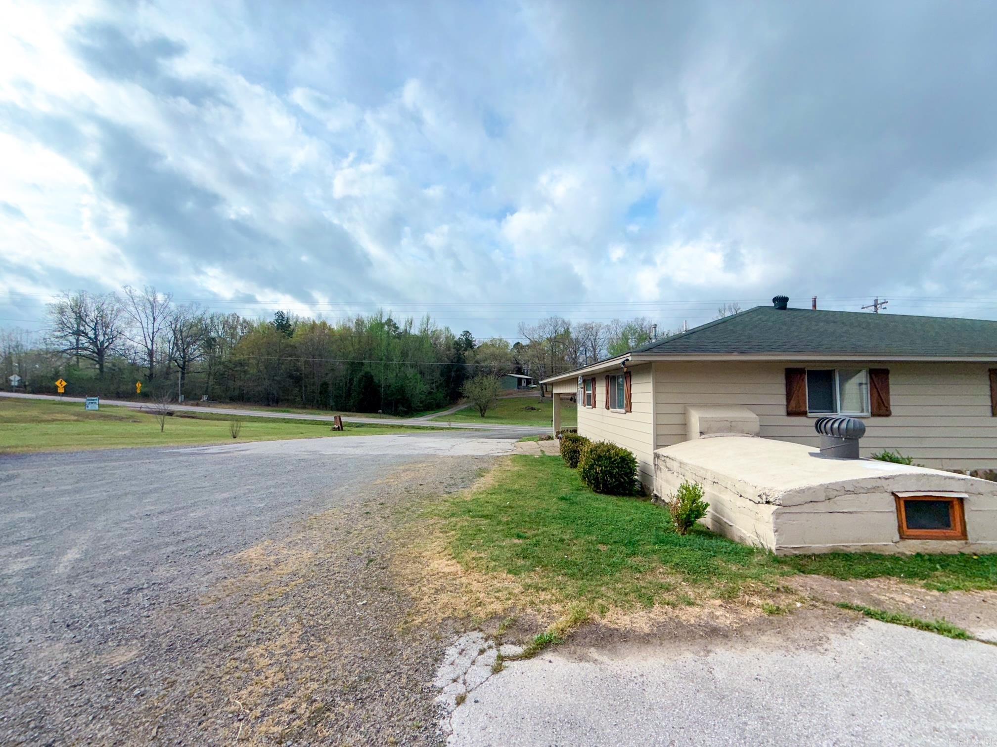 CITY OF CLINTON - Residential