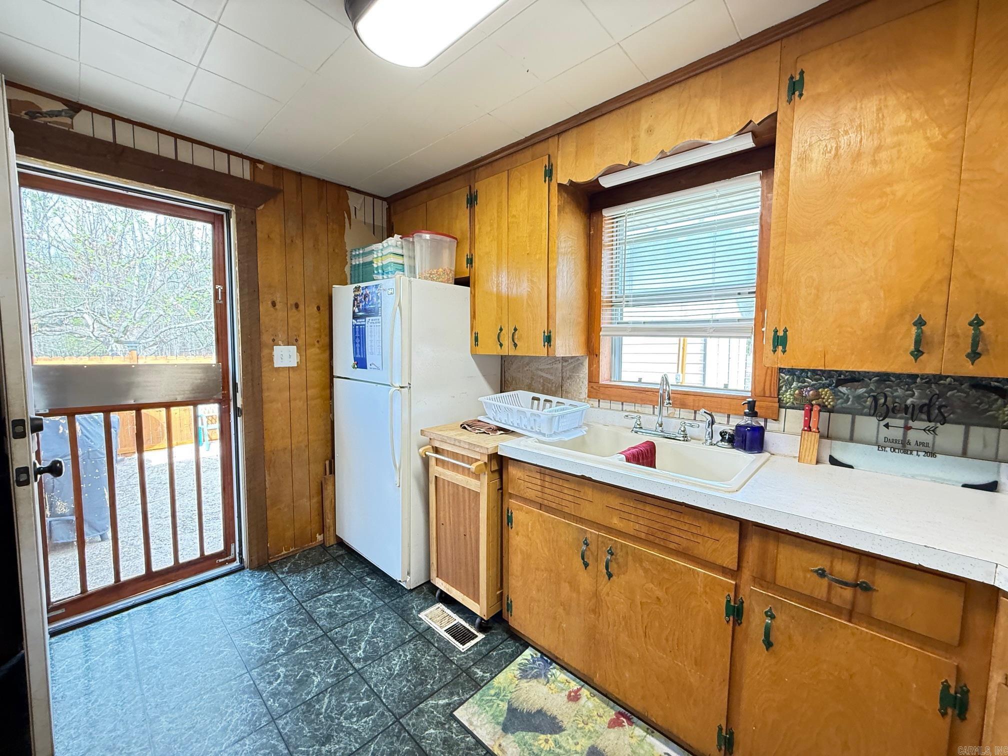 CITY OF CLINTON - Residential