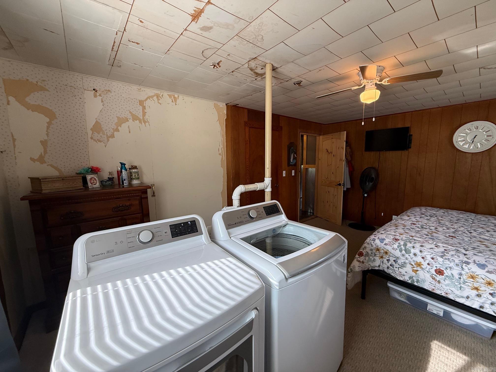 CITY OF CLINTON - Residential