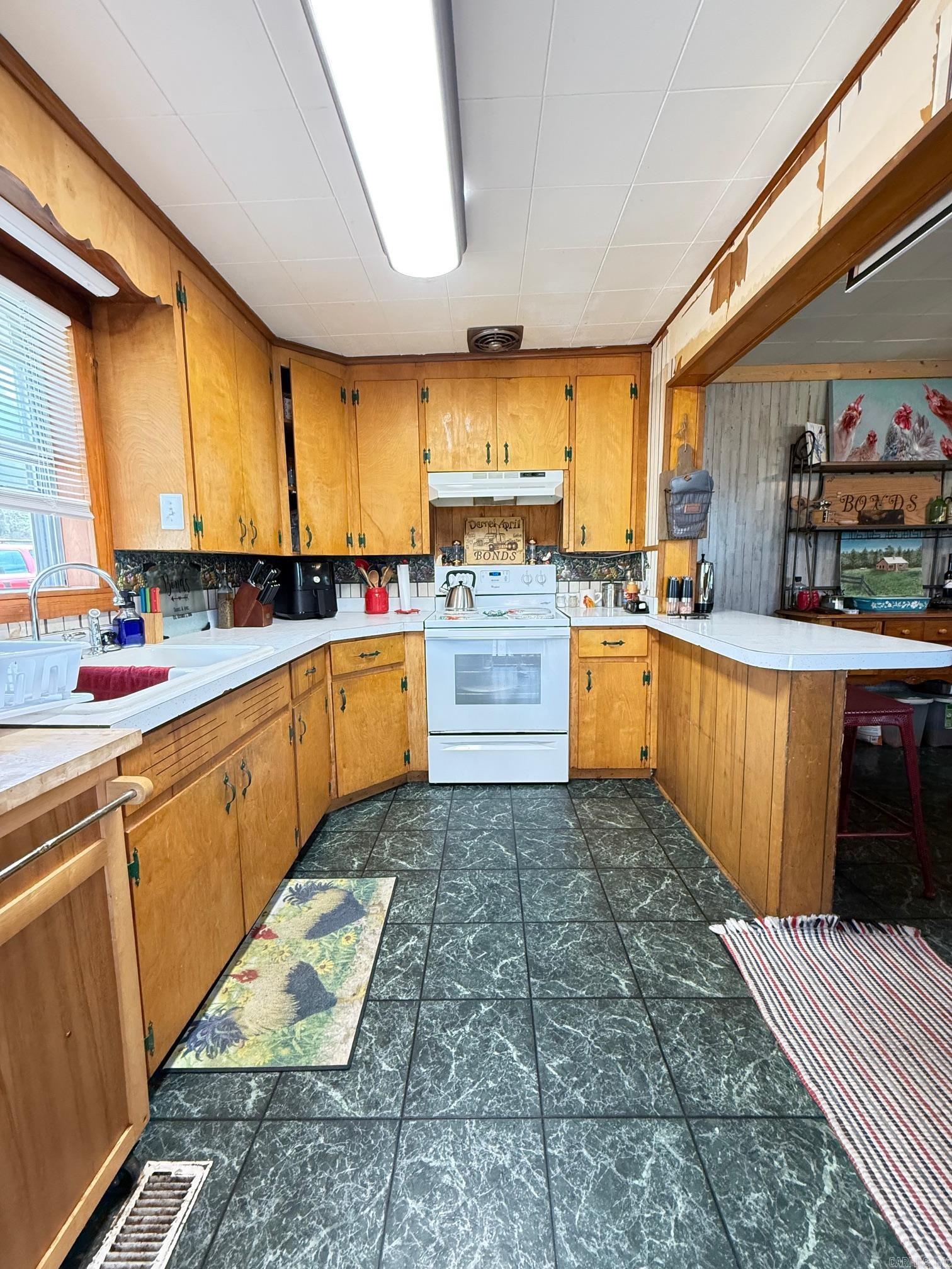 CITY OF CLINTON - Residential