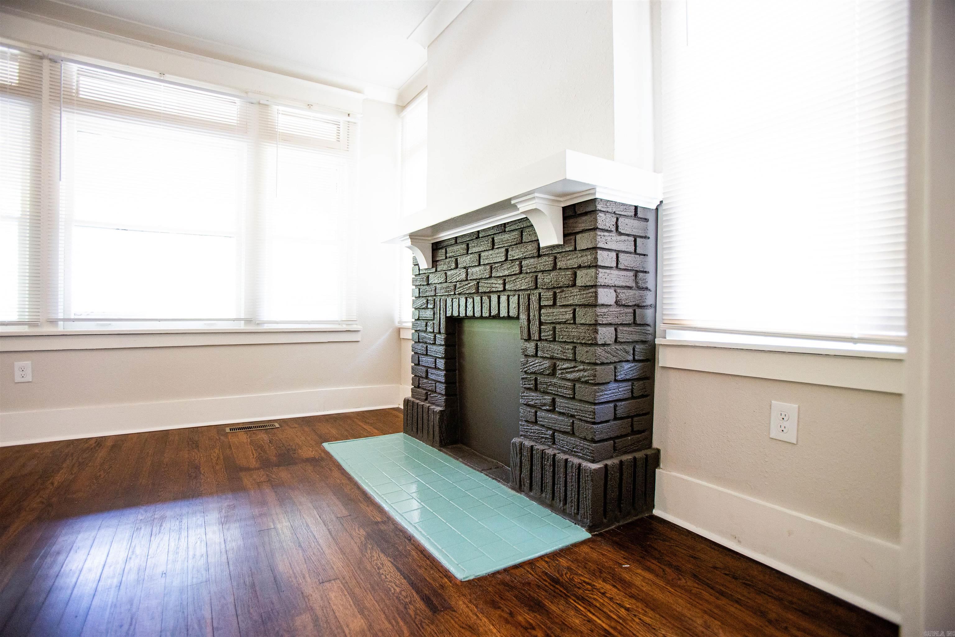 Centenial - Residential Lease