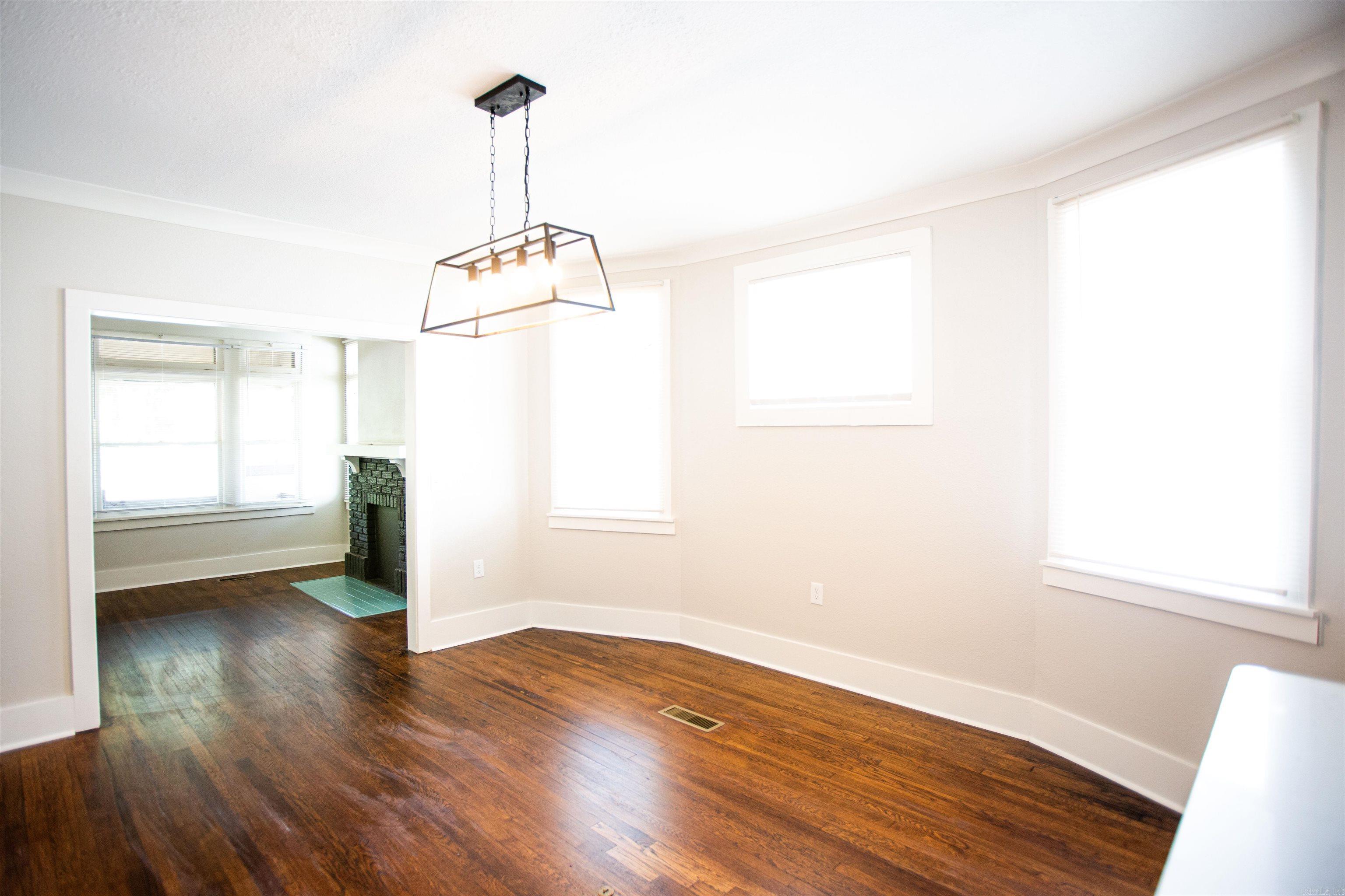 Centenial - Residential Lease