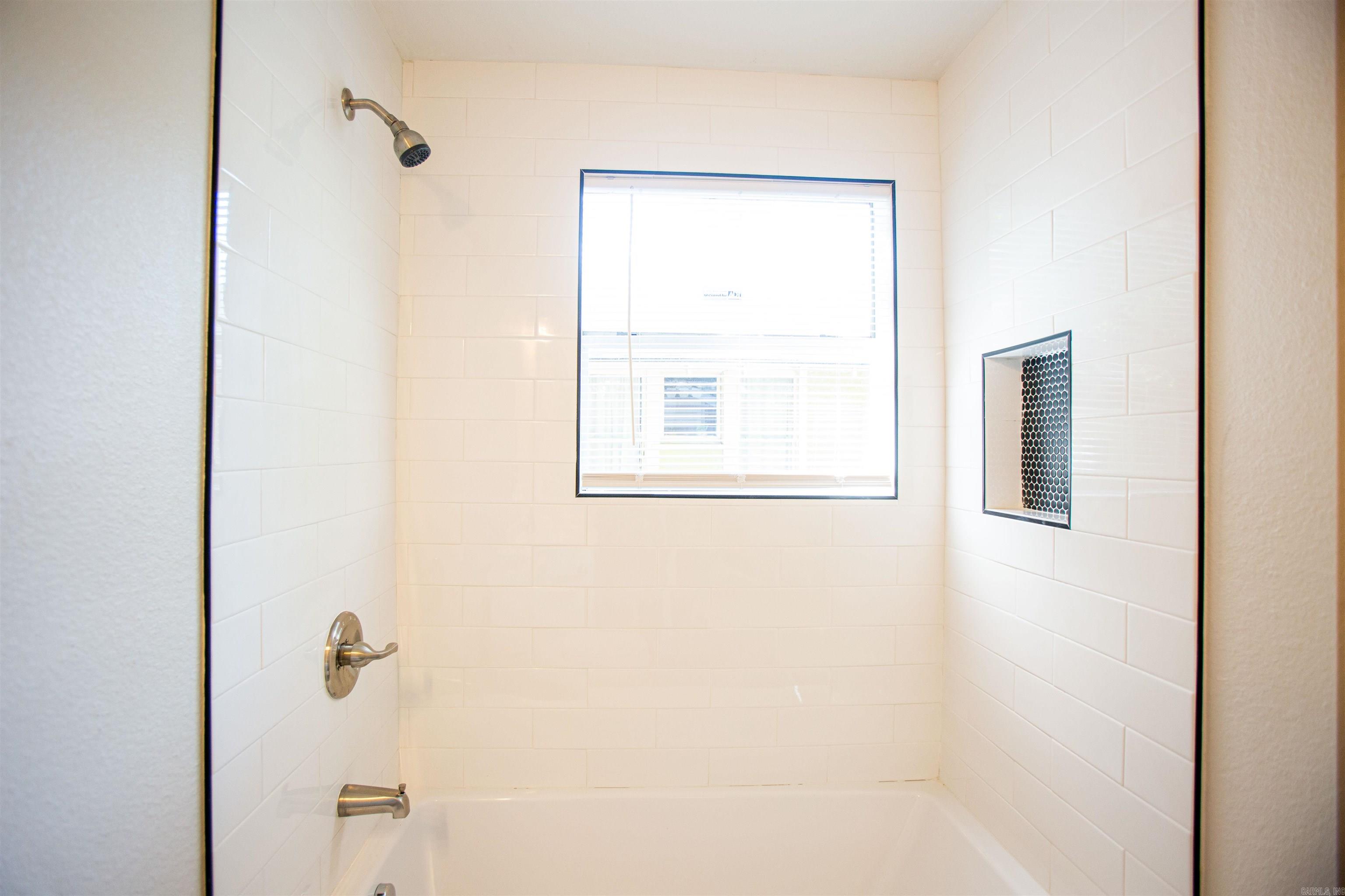 Centenial - Residential Lease