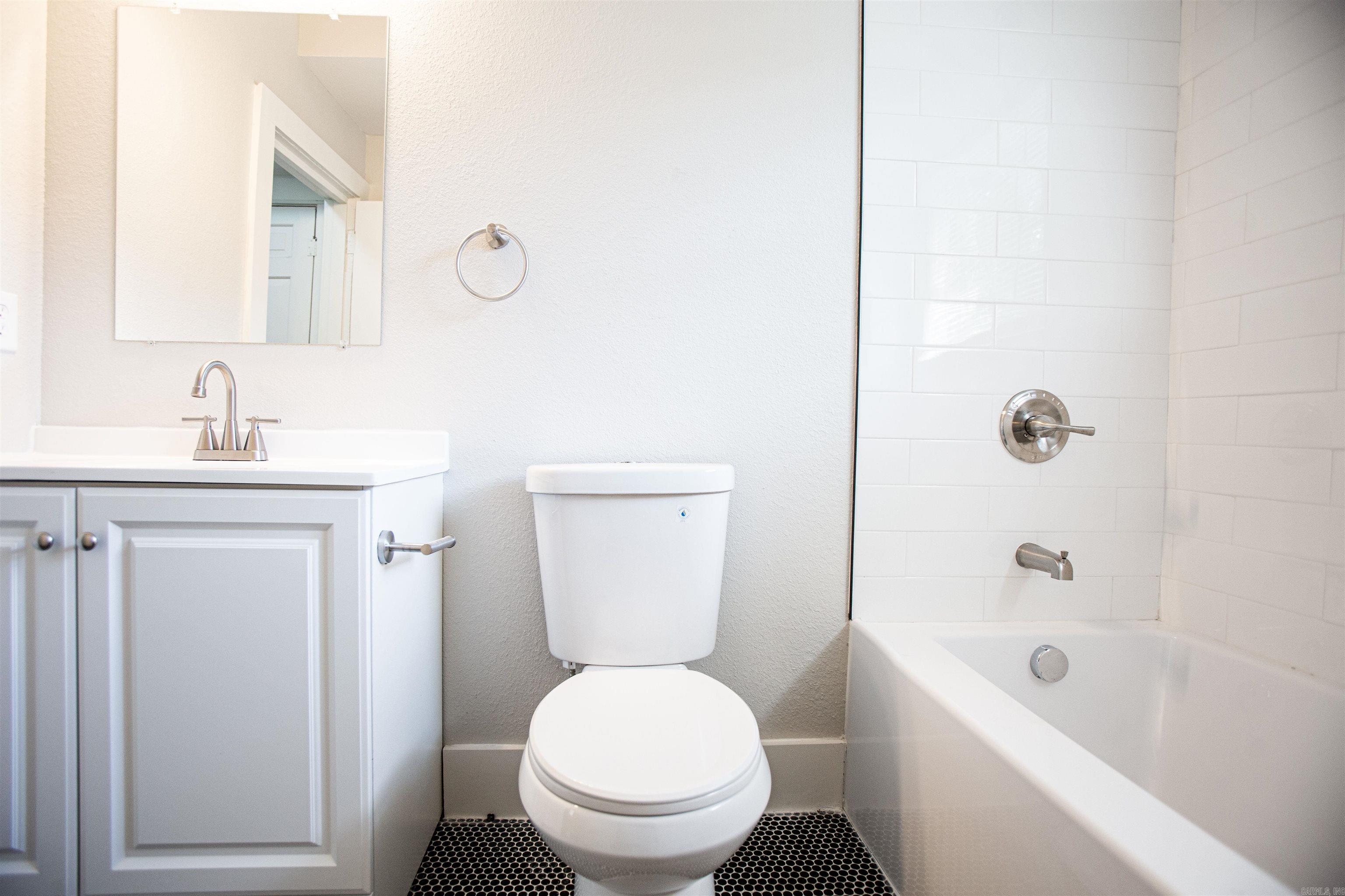 Centenial - Residential Lease