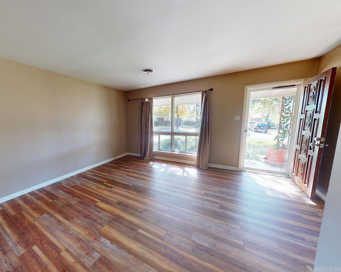 Ellis Acres - Residential