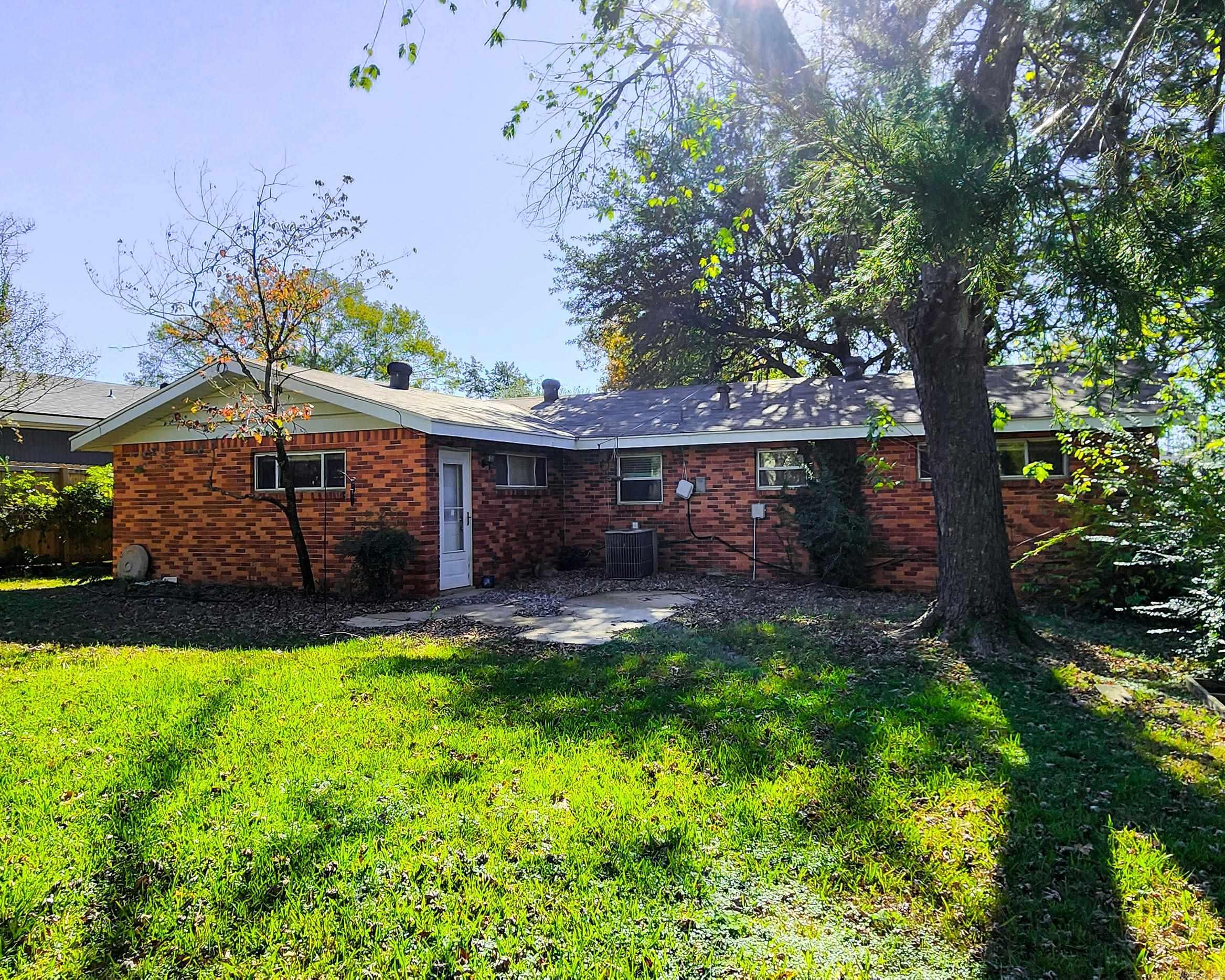 Ellis Acres - Residential