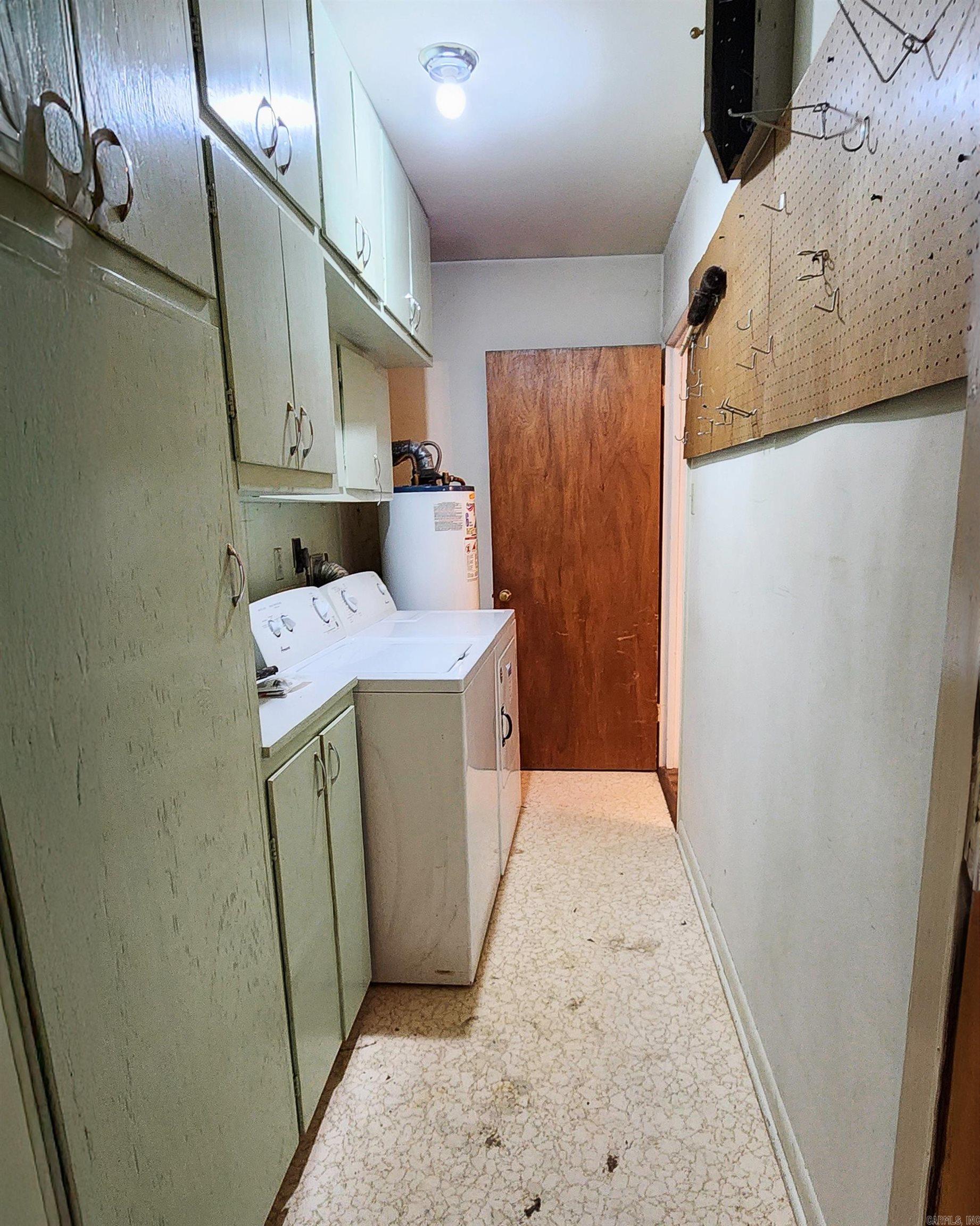 Ellis Acres - Residential