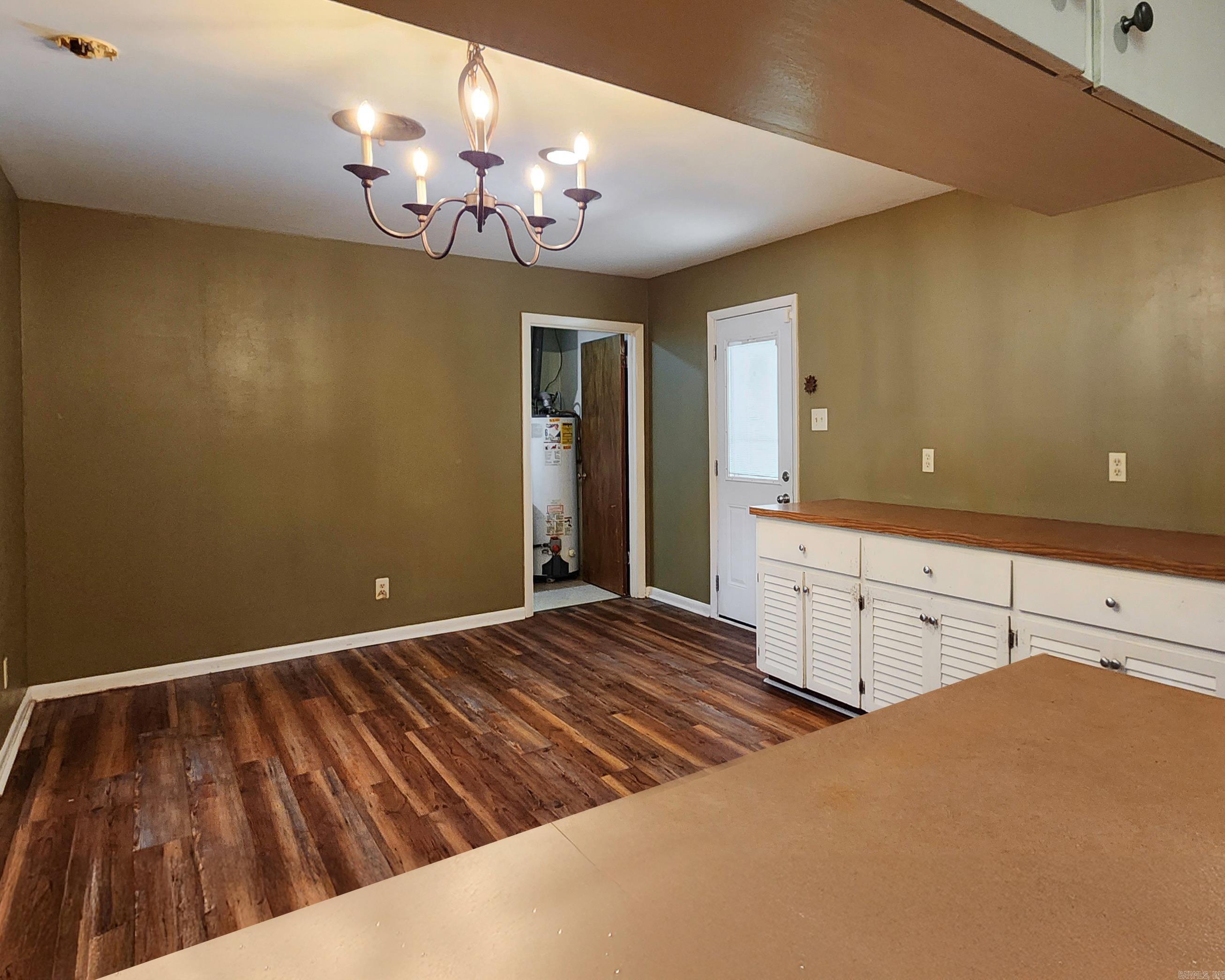 Ellis Acres - Residential