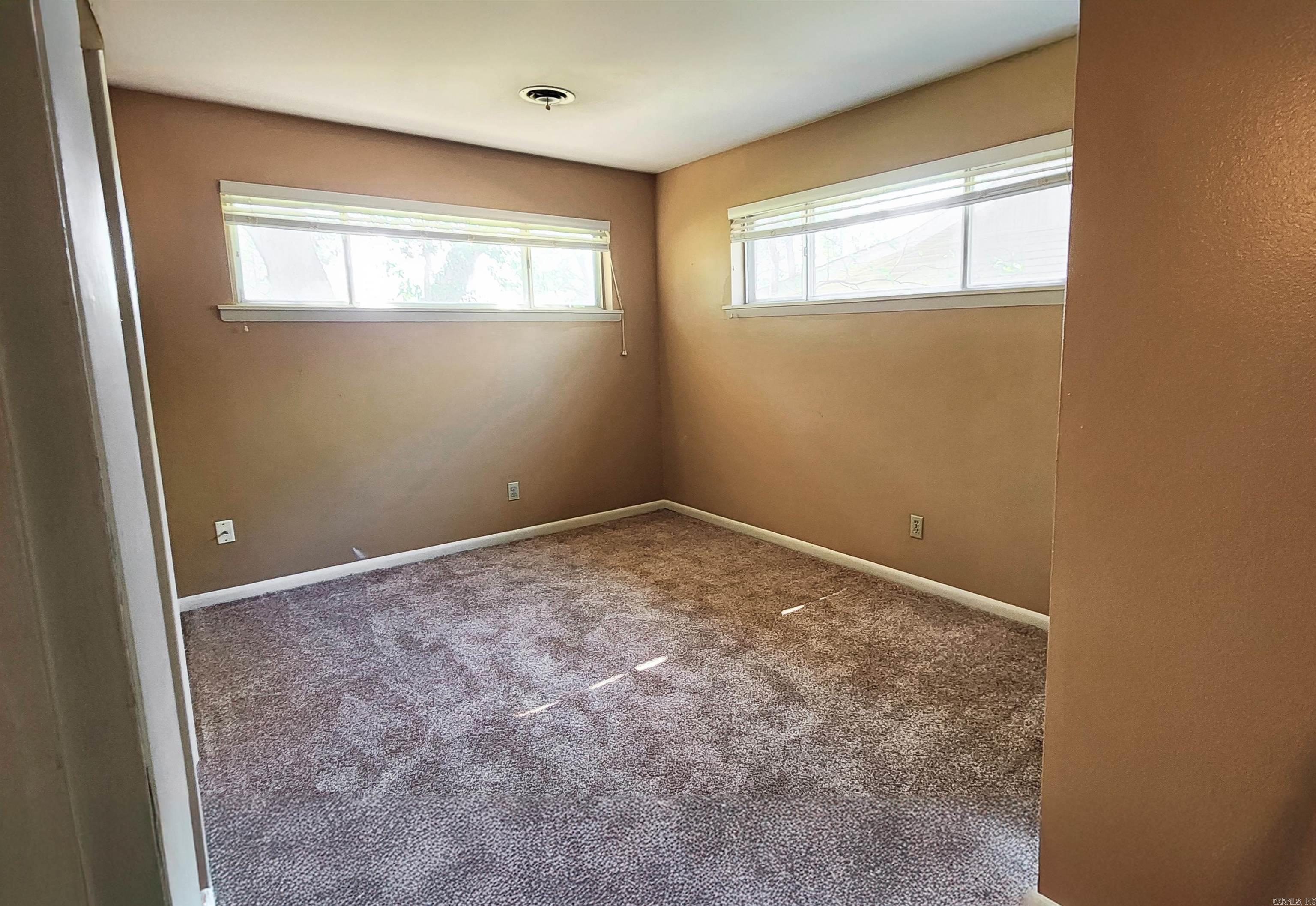 Ellis Acres - Residential