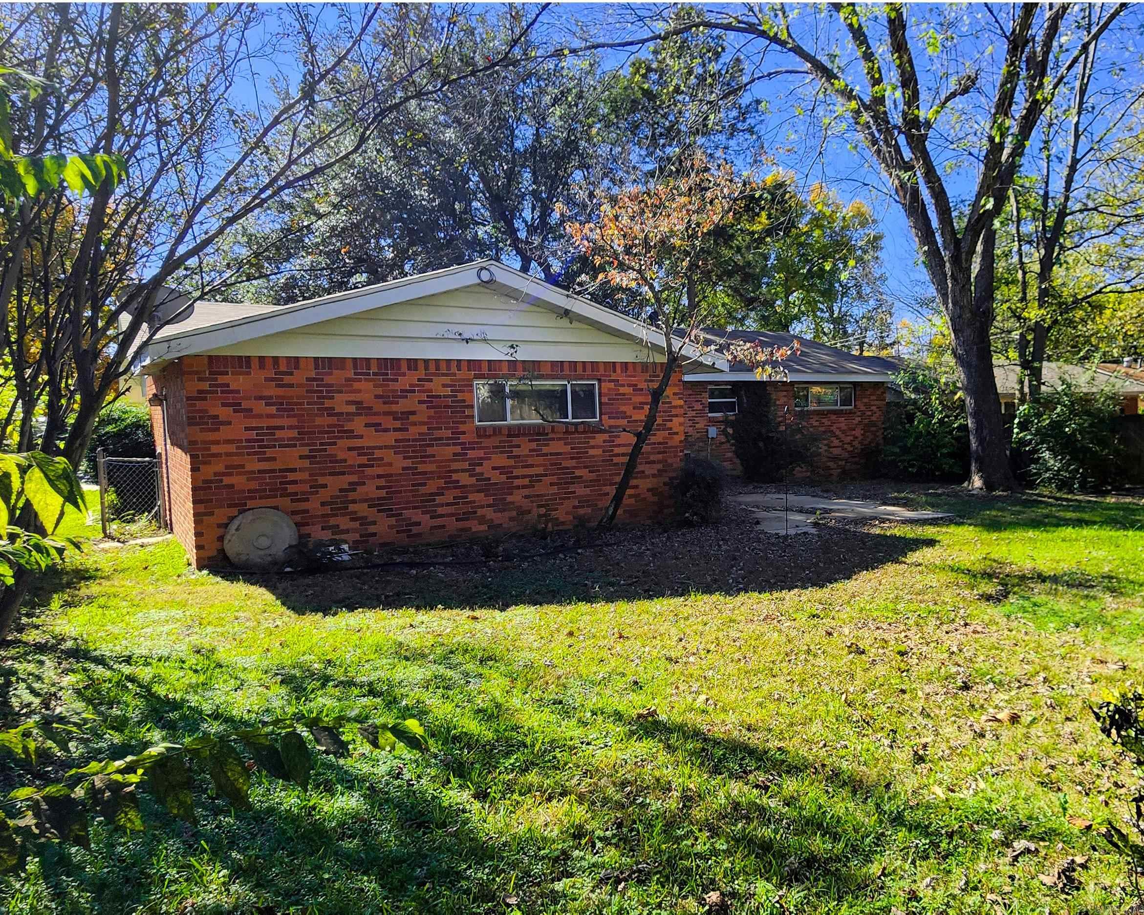 Ellis Acres - Residential