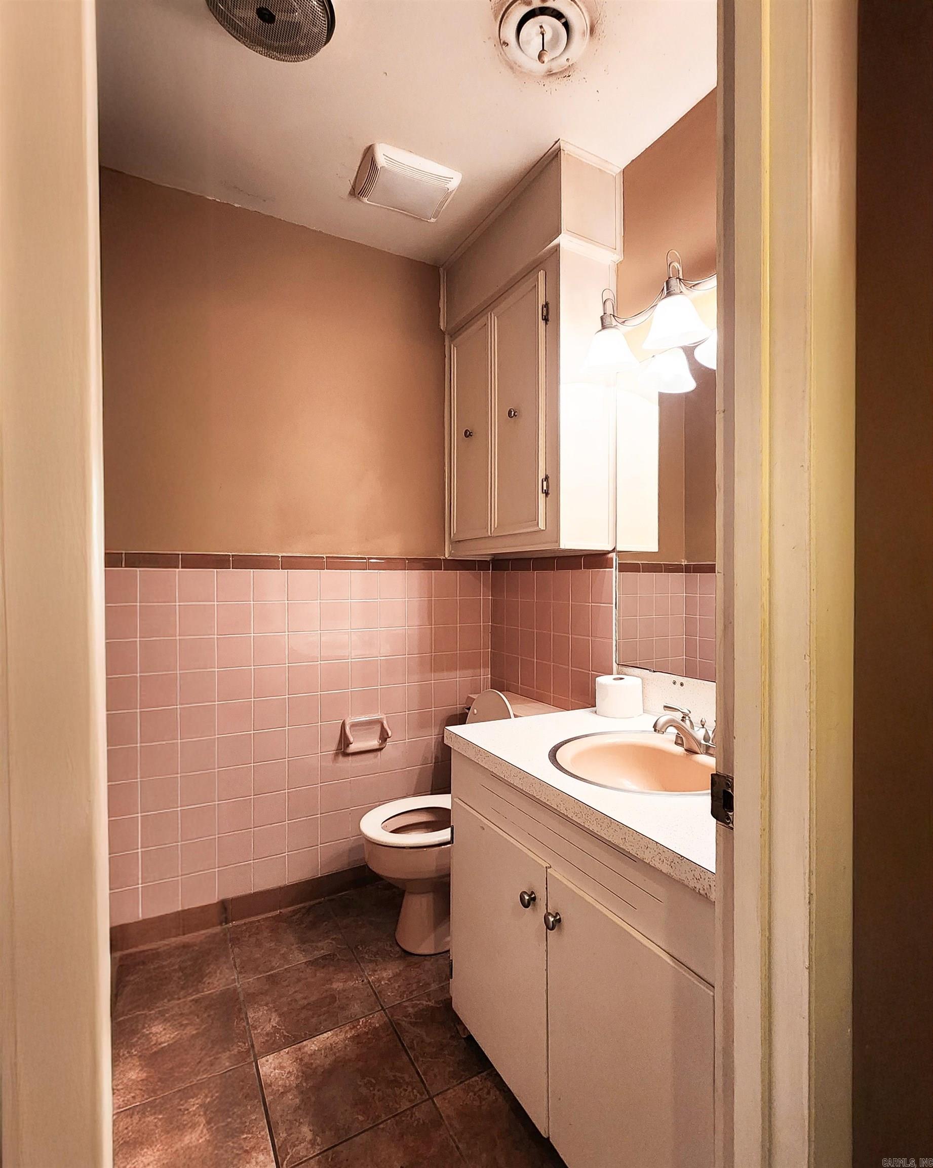 Ellis Acres - Residential