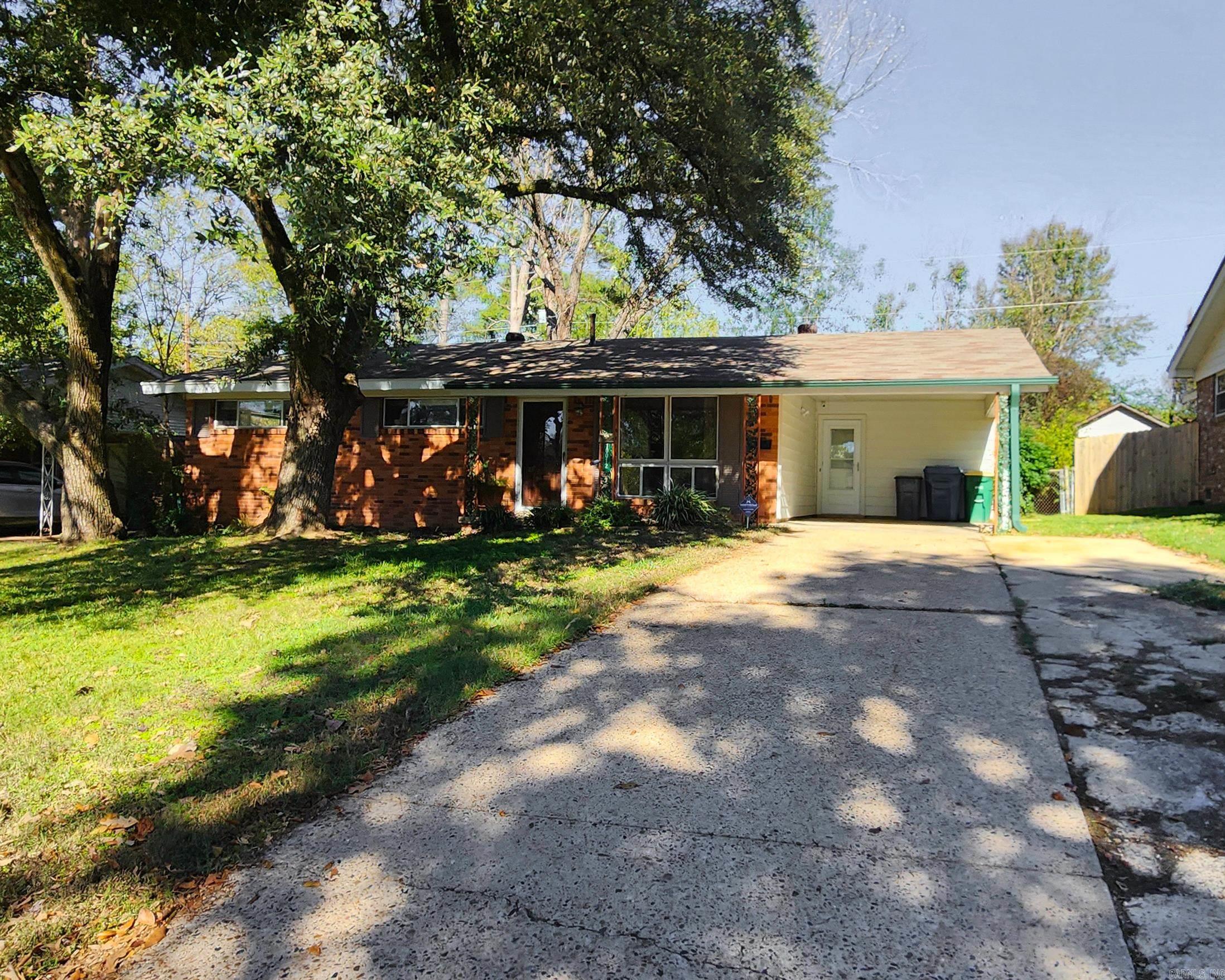 Ellis Acres - Residential