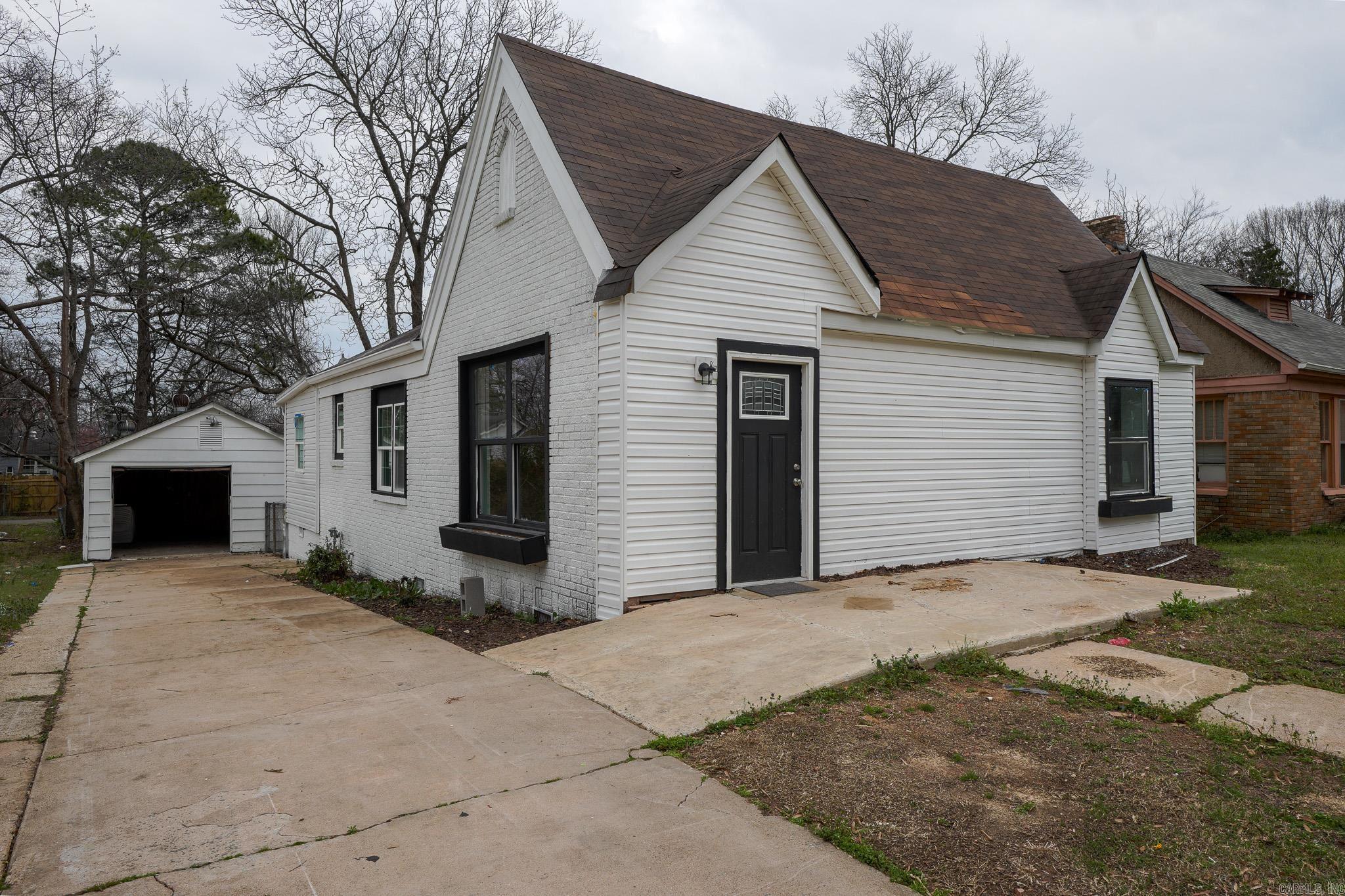 BARING CROSS - Residential