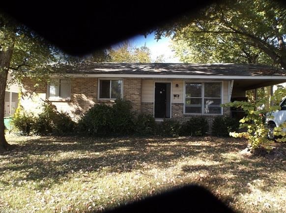 This a nice fixer upper. This 3 bedroom 1 bath home is located close to main traffic artery that allows quick access to all amenities in the city. It has central HVAC and a large fenced rear yard. Home needs a little TLC.