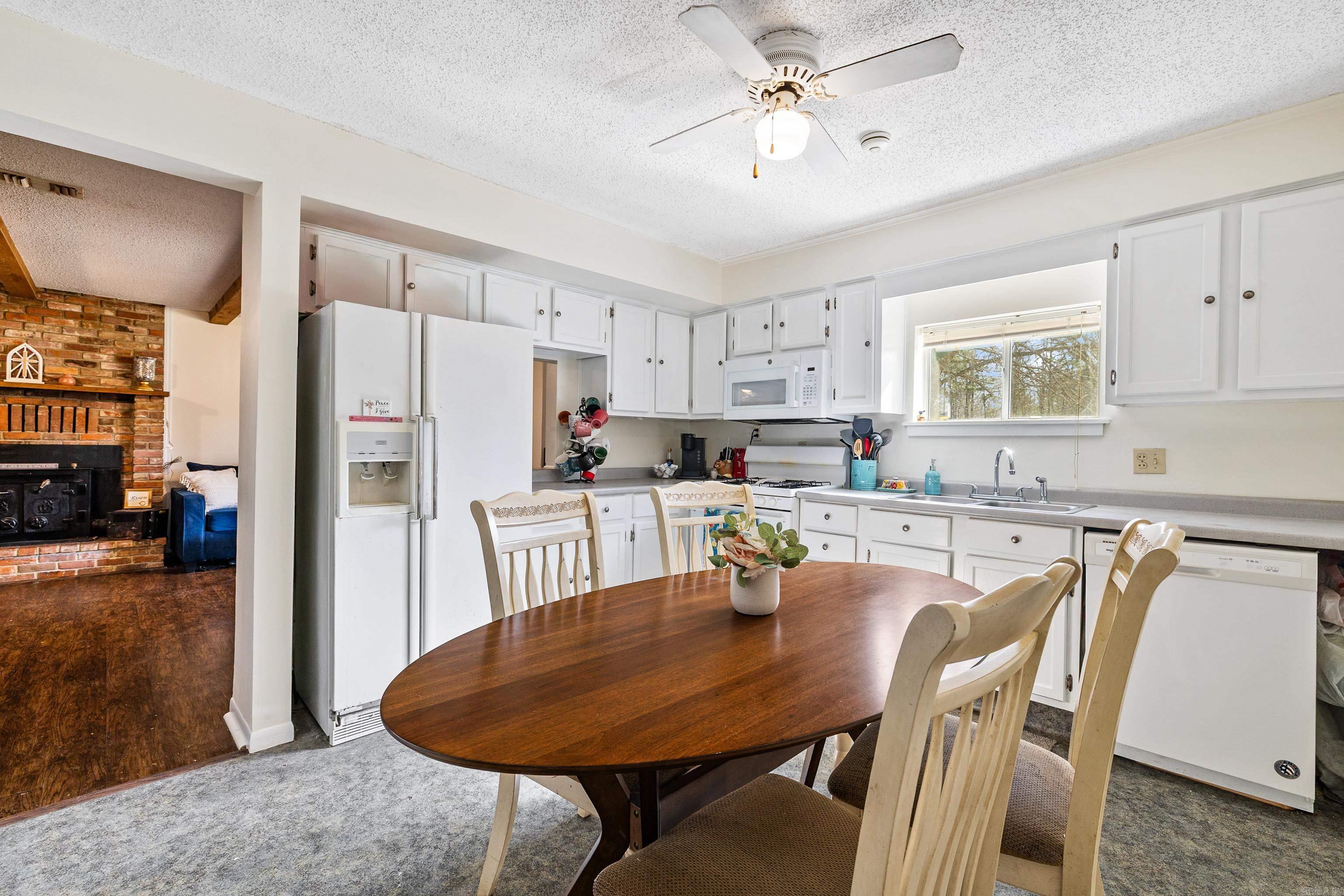 OAK FOREST - Residential