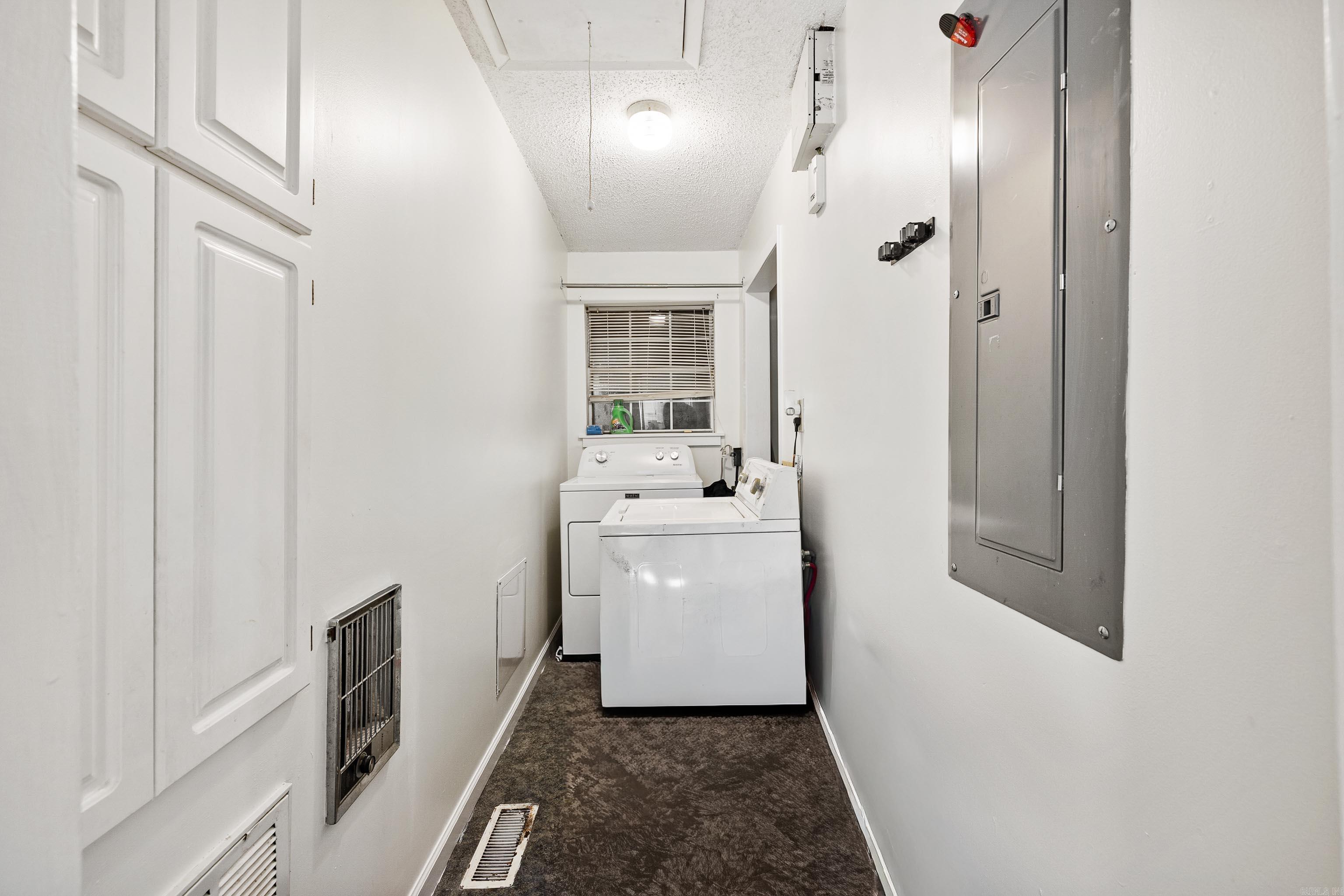 OAK FOREST - Residential