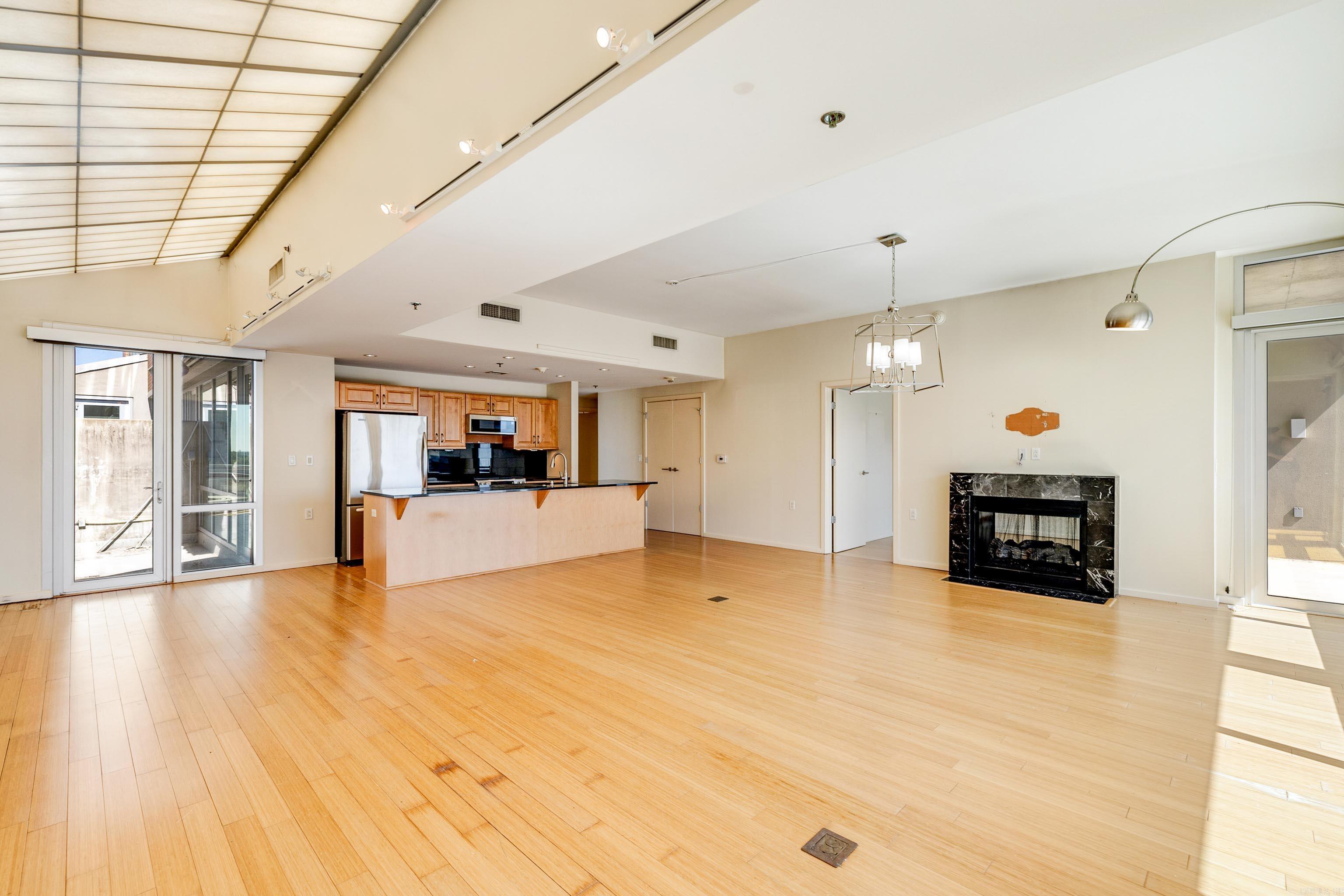 River Market Tower - Residential