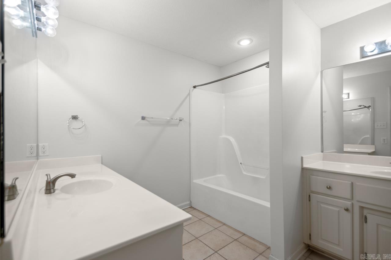 BLOOMING RIDGE - Residential