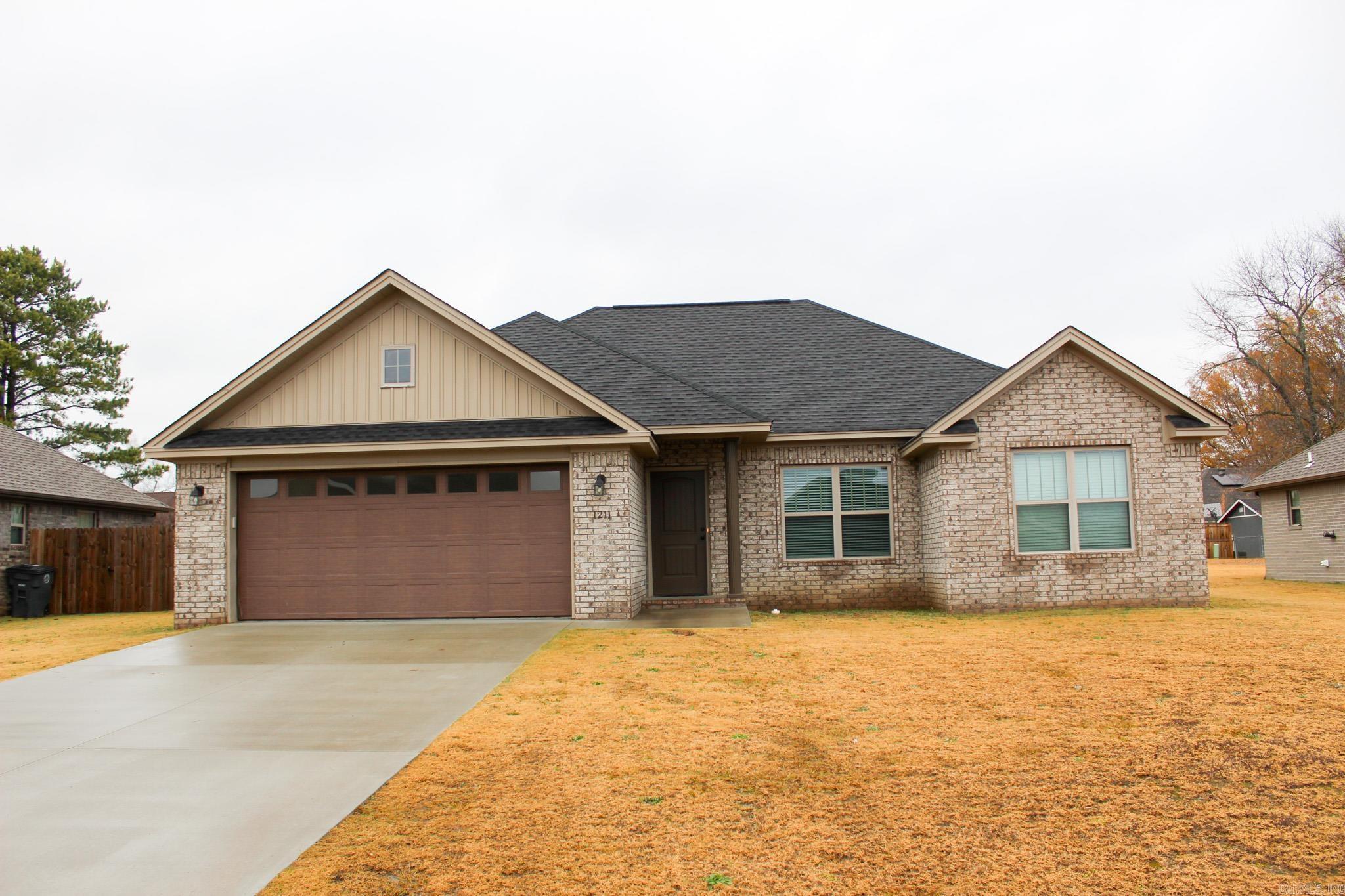 Discover this meticulously constructed home situated in one of Searcy's newest subdivisions! Custom built just two years ago by a reputable local builder, this residence features a kitchen equipped with stainless steel appliances, granite countertops, and a stylish tile backsplash. The layout showcases an open-concept design that seamlessly integrates the kitchen, dining area, and living room. The master bedroom offers generous space and includes a double-entry walk-in closet. Both bathrooms are adorned with granite countertops, while the master bathroom features a beautifully tiled surround. This home has been exceptionally maintained and is ready for immediate occupancy. Let’s schedule a viewing today!